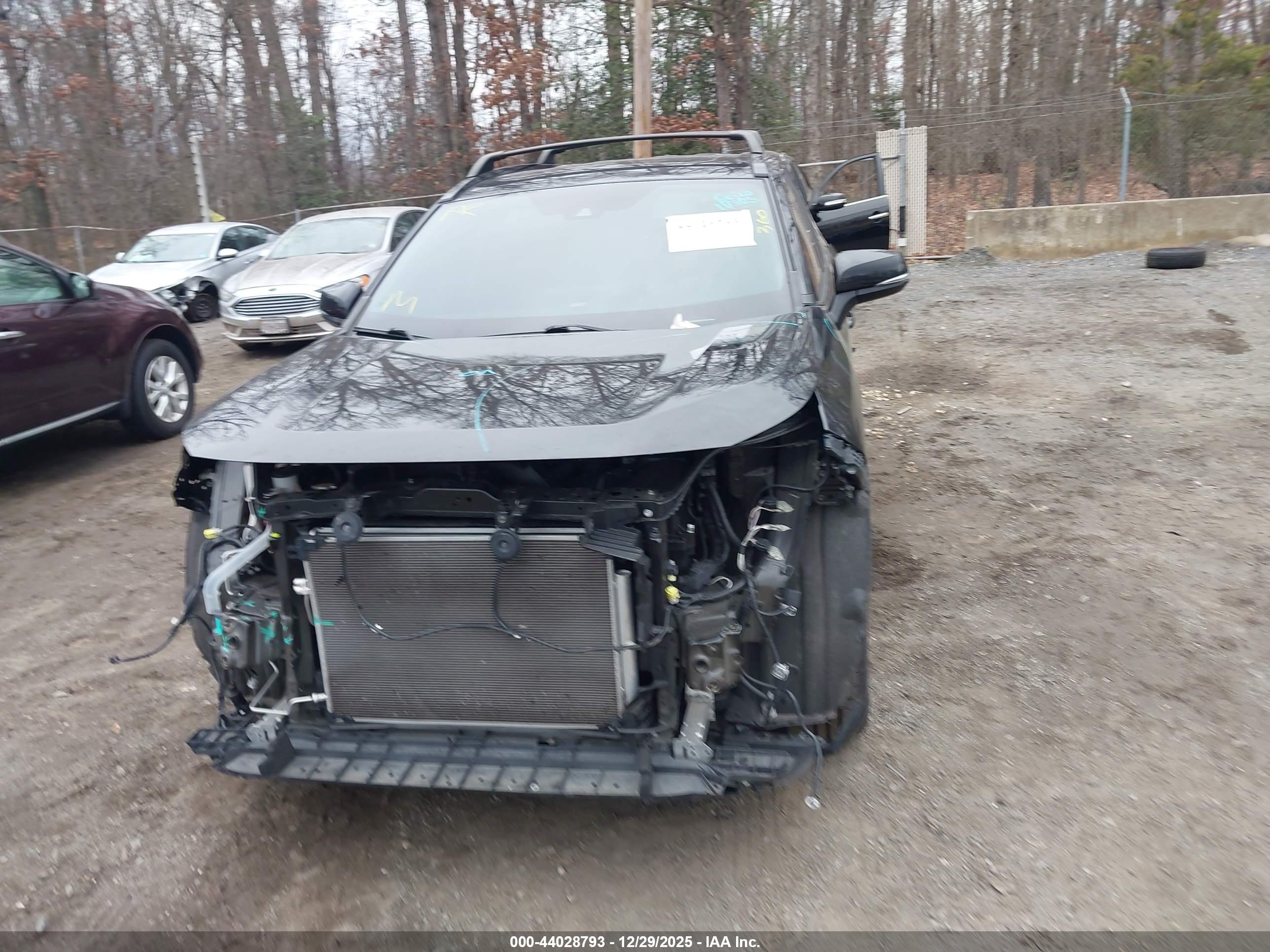 TOYOTA RAV4 image 6