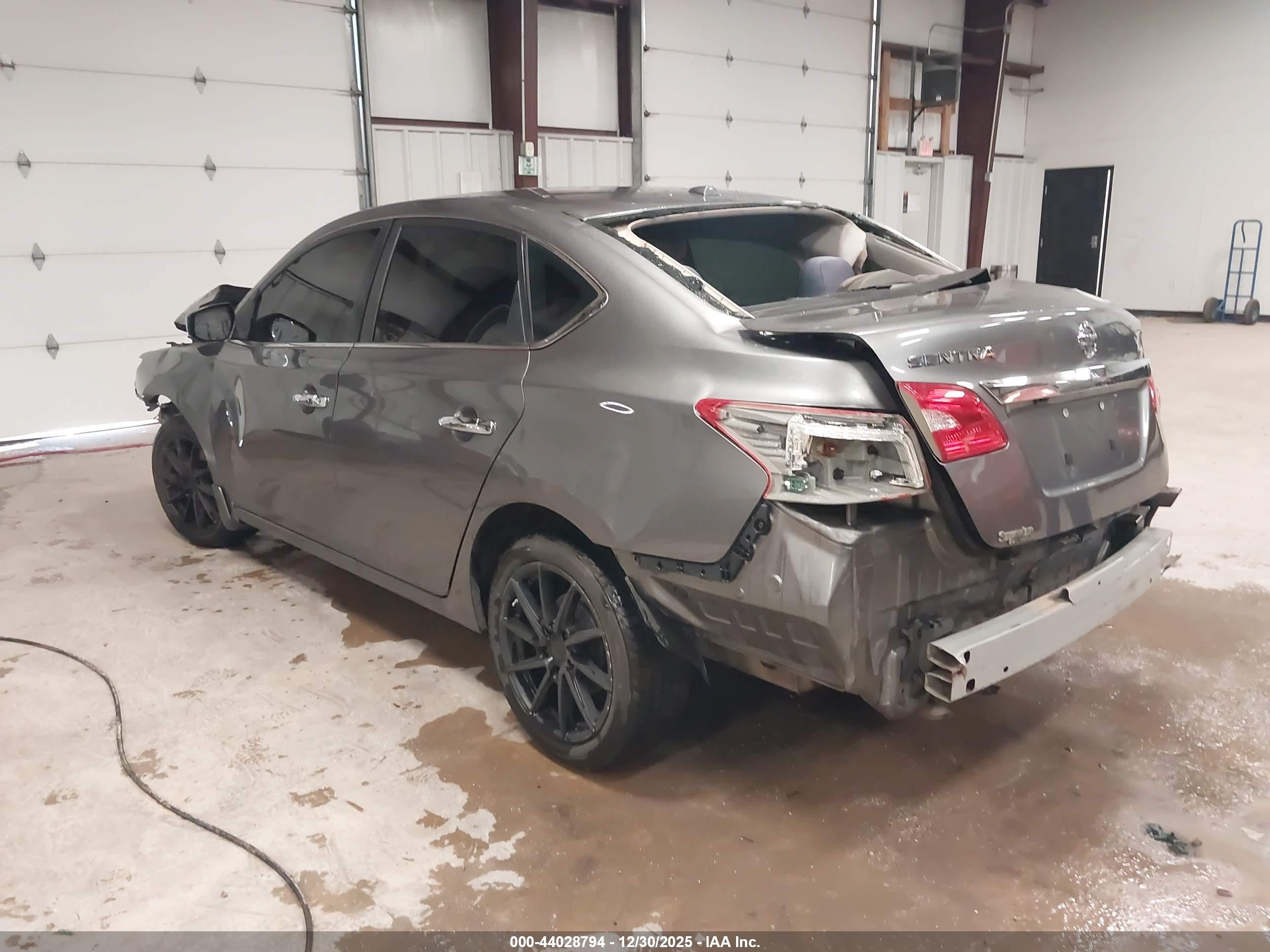 NISSAN SENTRA image 3
