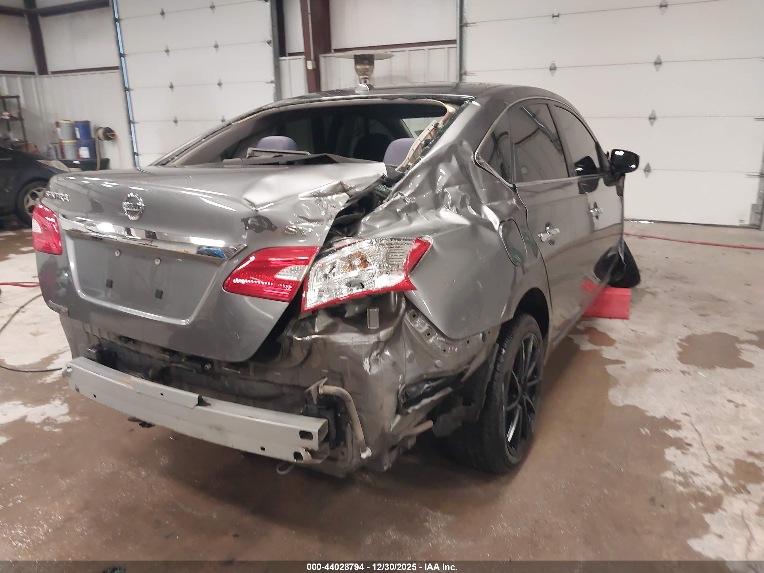 NISSAN SENTRA image 4