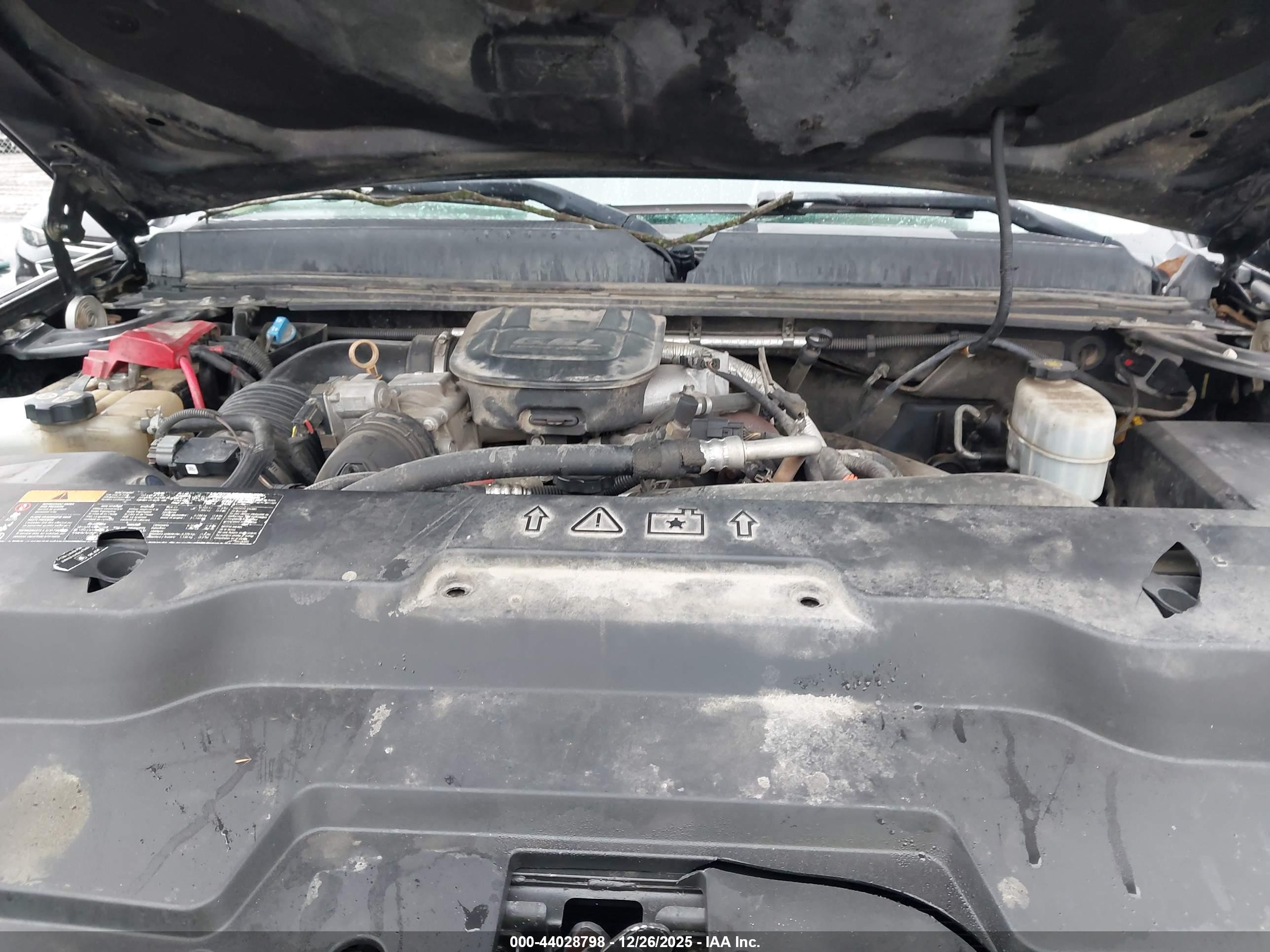 GMC SIERRA image 10