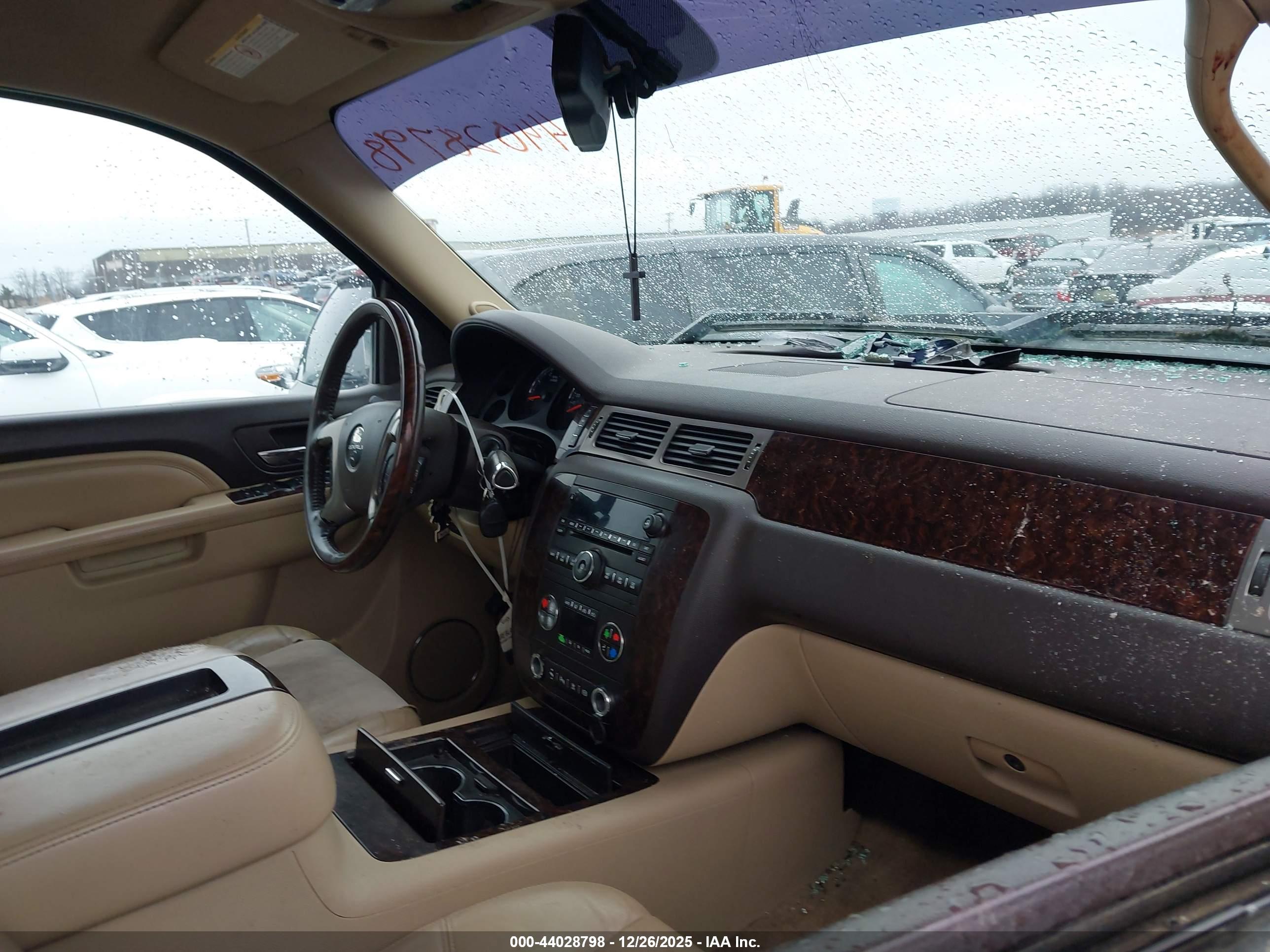 GMC SIERRA image 5