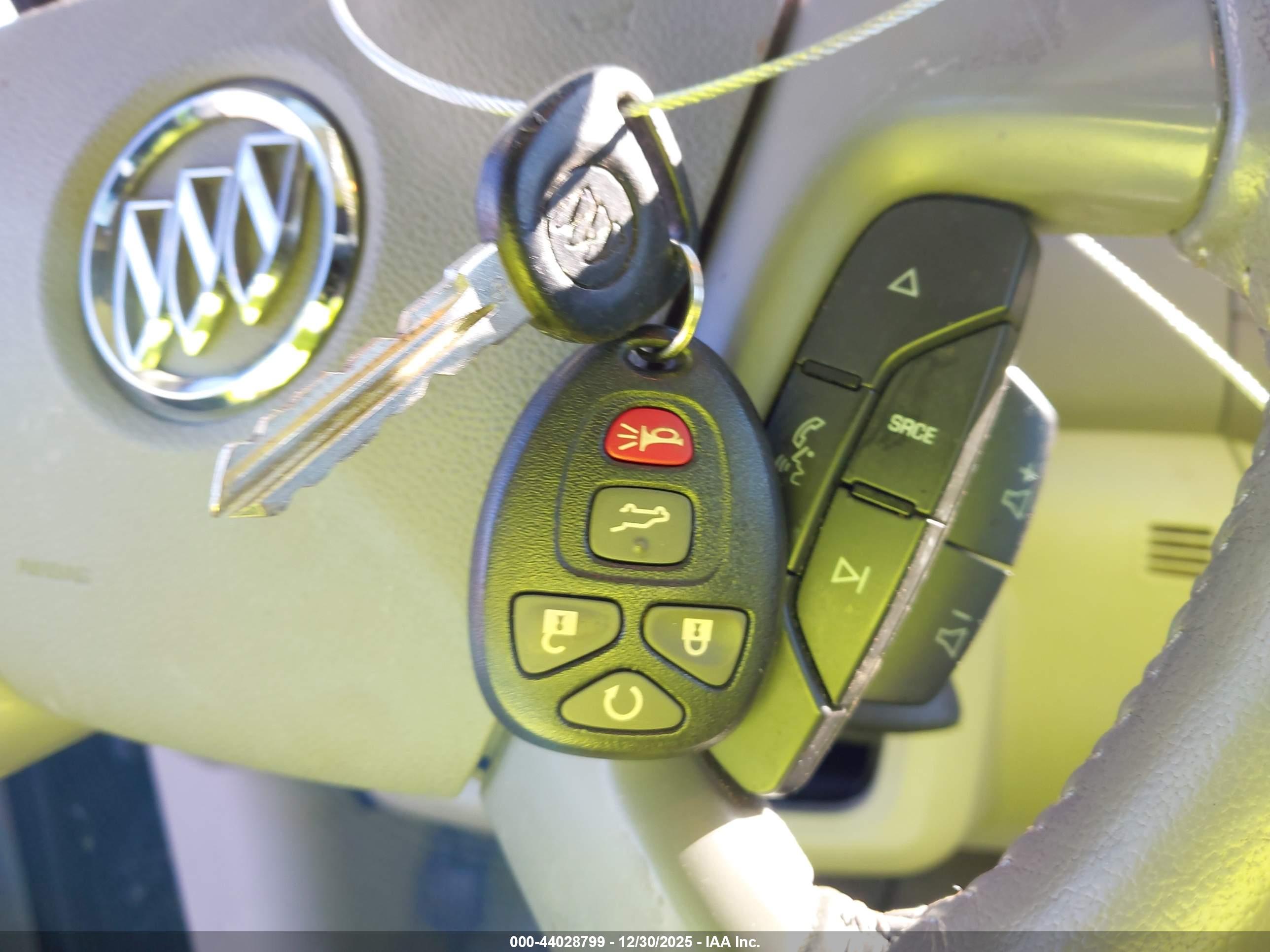 BUICK ENCLAVE image 11