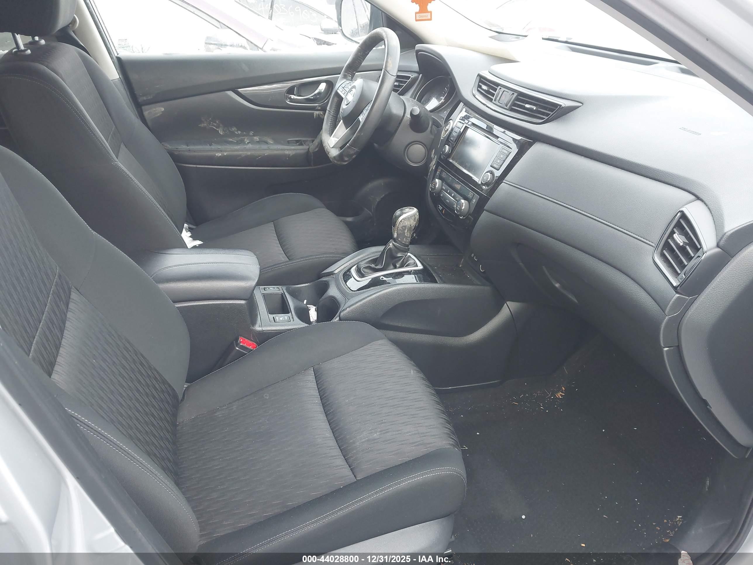 NISSAN ROGUE image 5