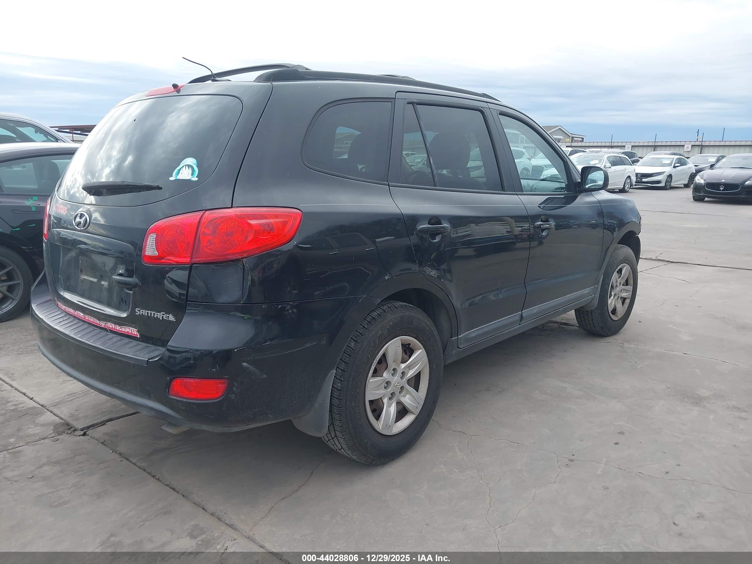 HYUNDAI SANTA image 4