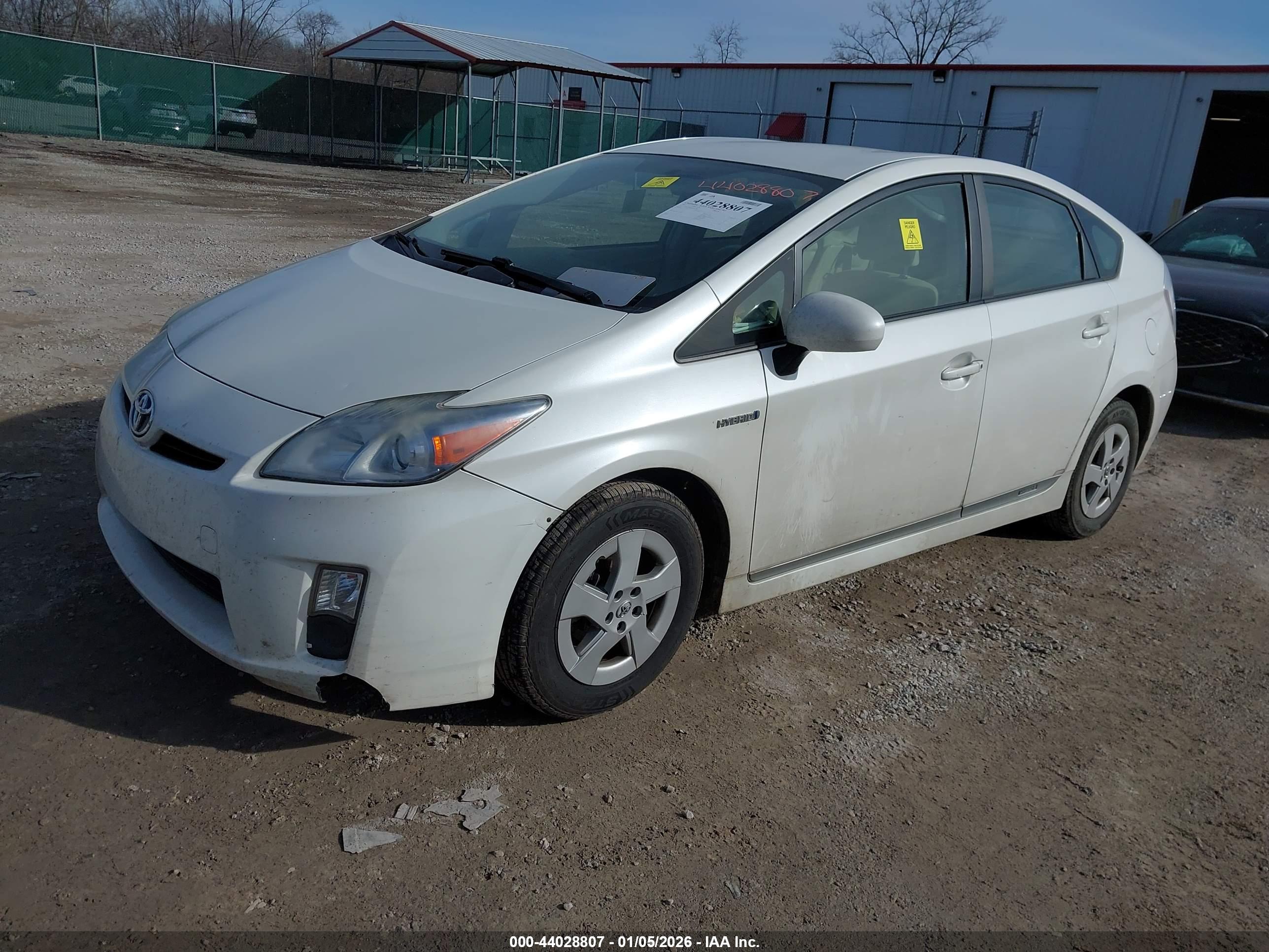 TOYOTA PRIUS image 2