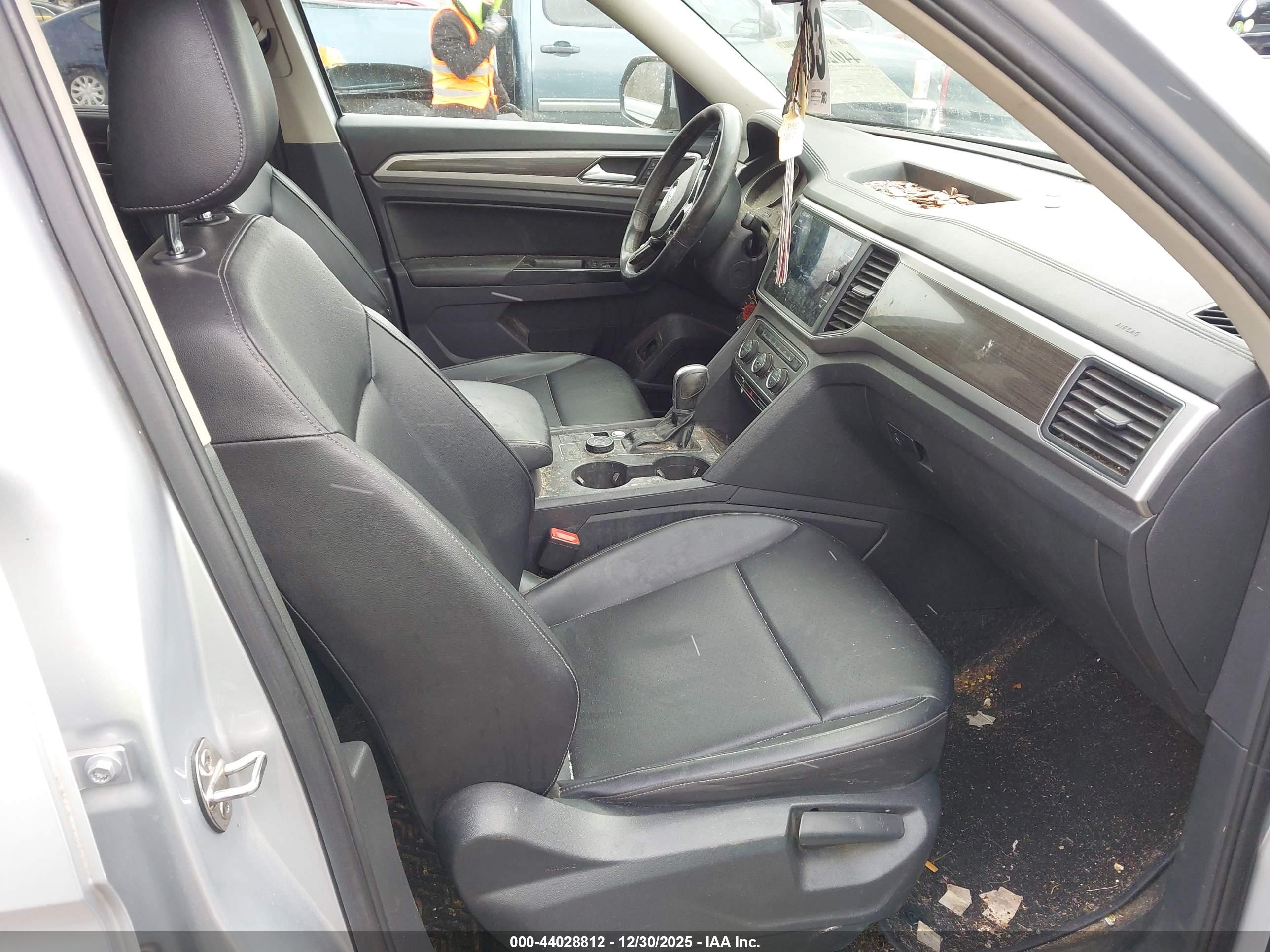 VOLKSWAGEN ATLAS image 5