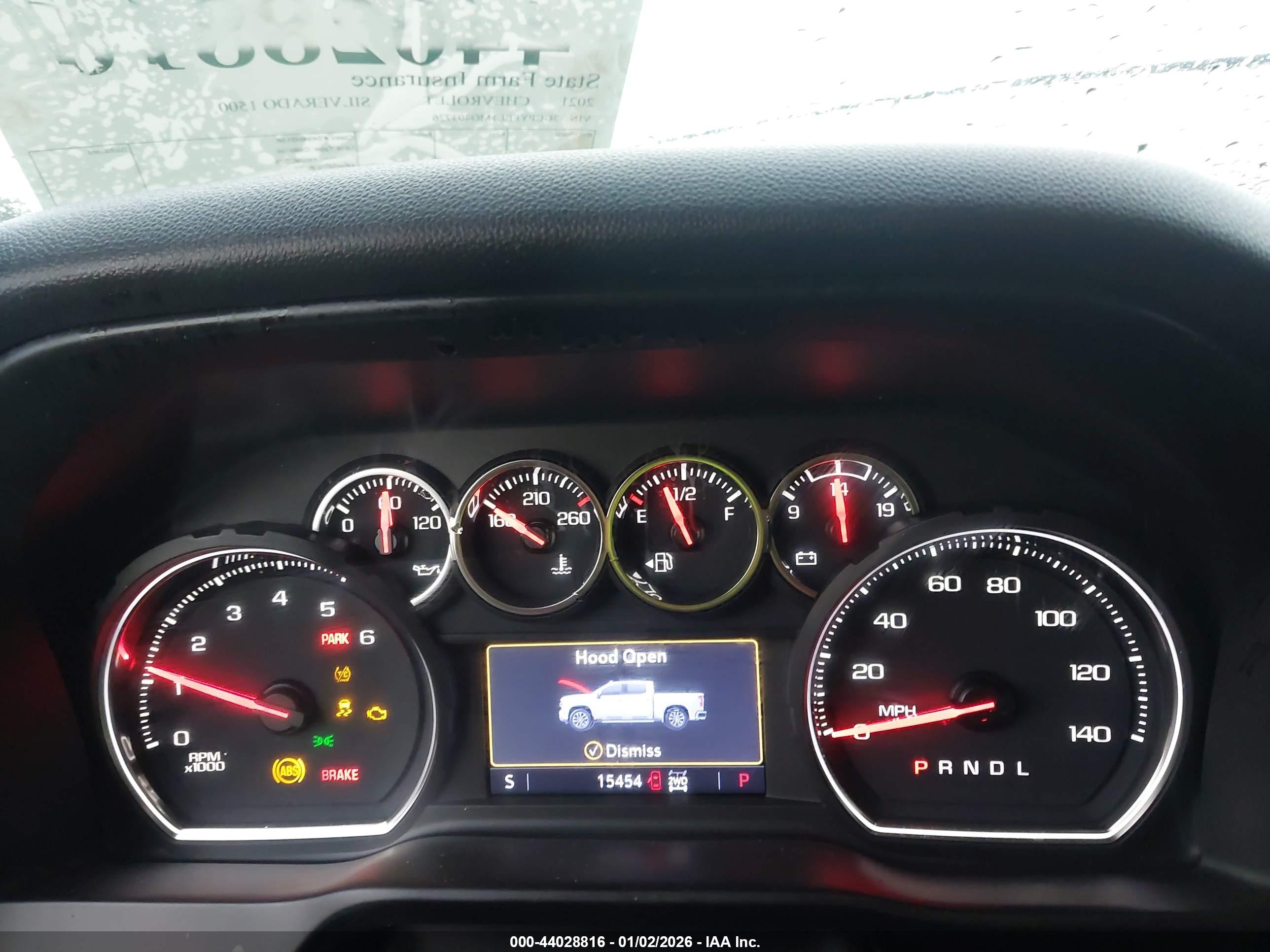 CHEVROLET SILVERADO image 7