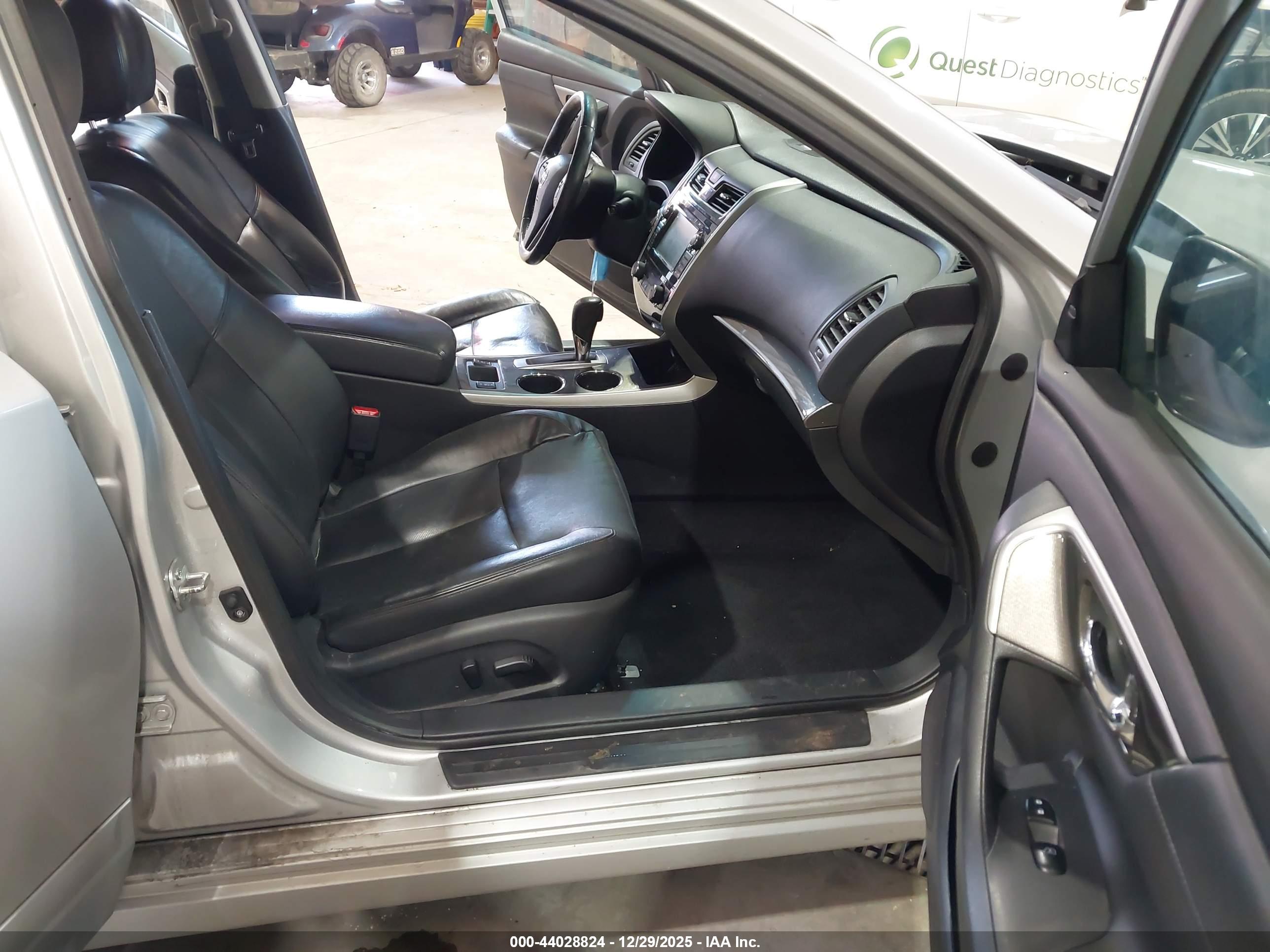 NISSAN ALTIMA image 5