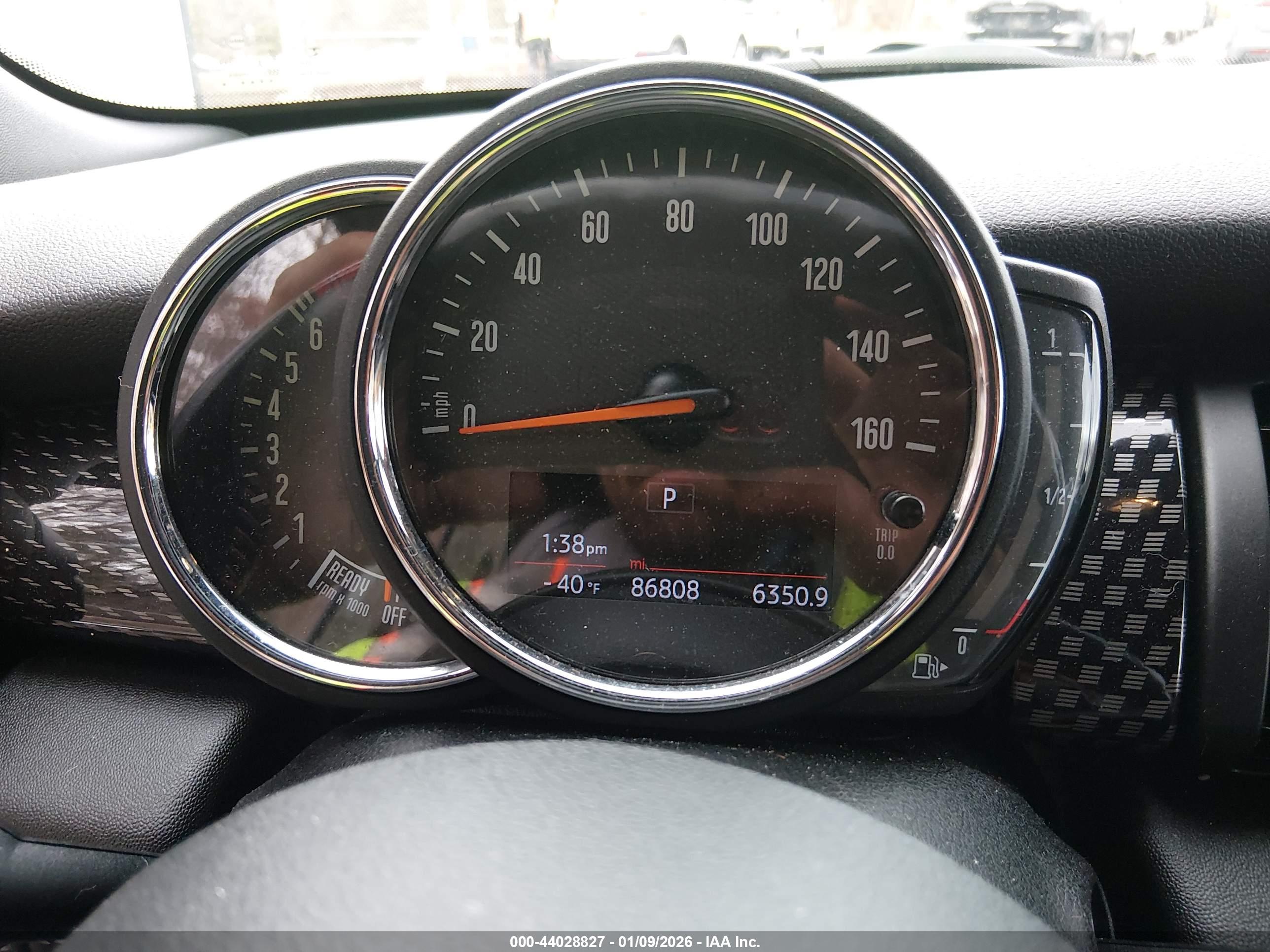 MINI CONVERTIBLE image 7