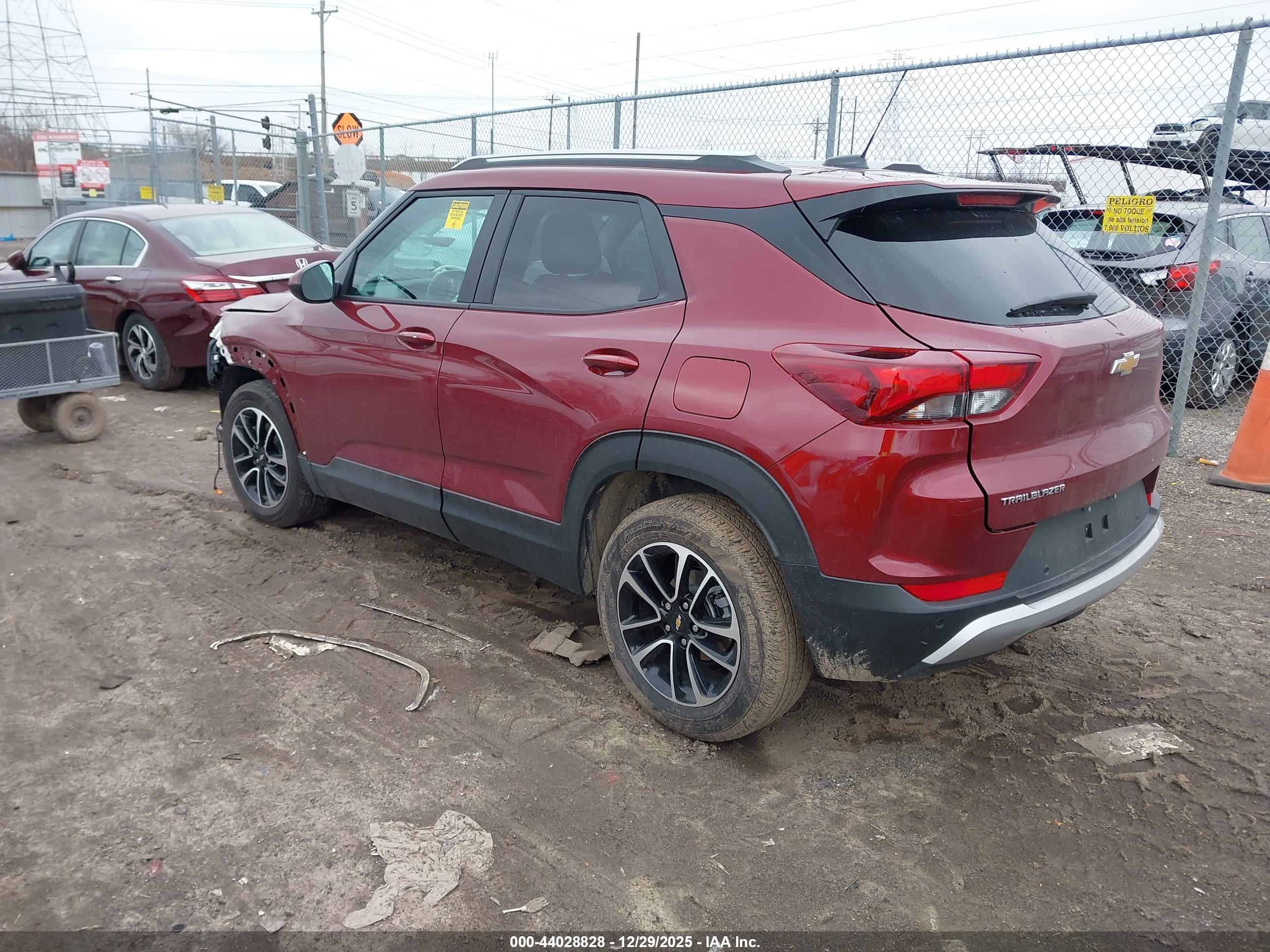 CHEVROLET TRAILBLAZER image 3