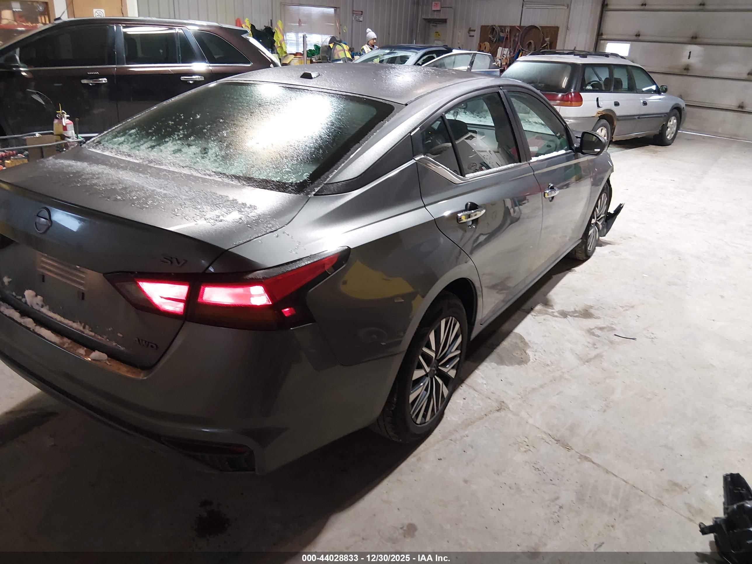 NISSAN ALTIMA image 4