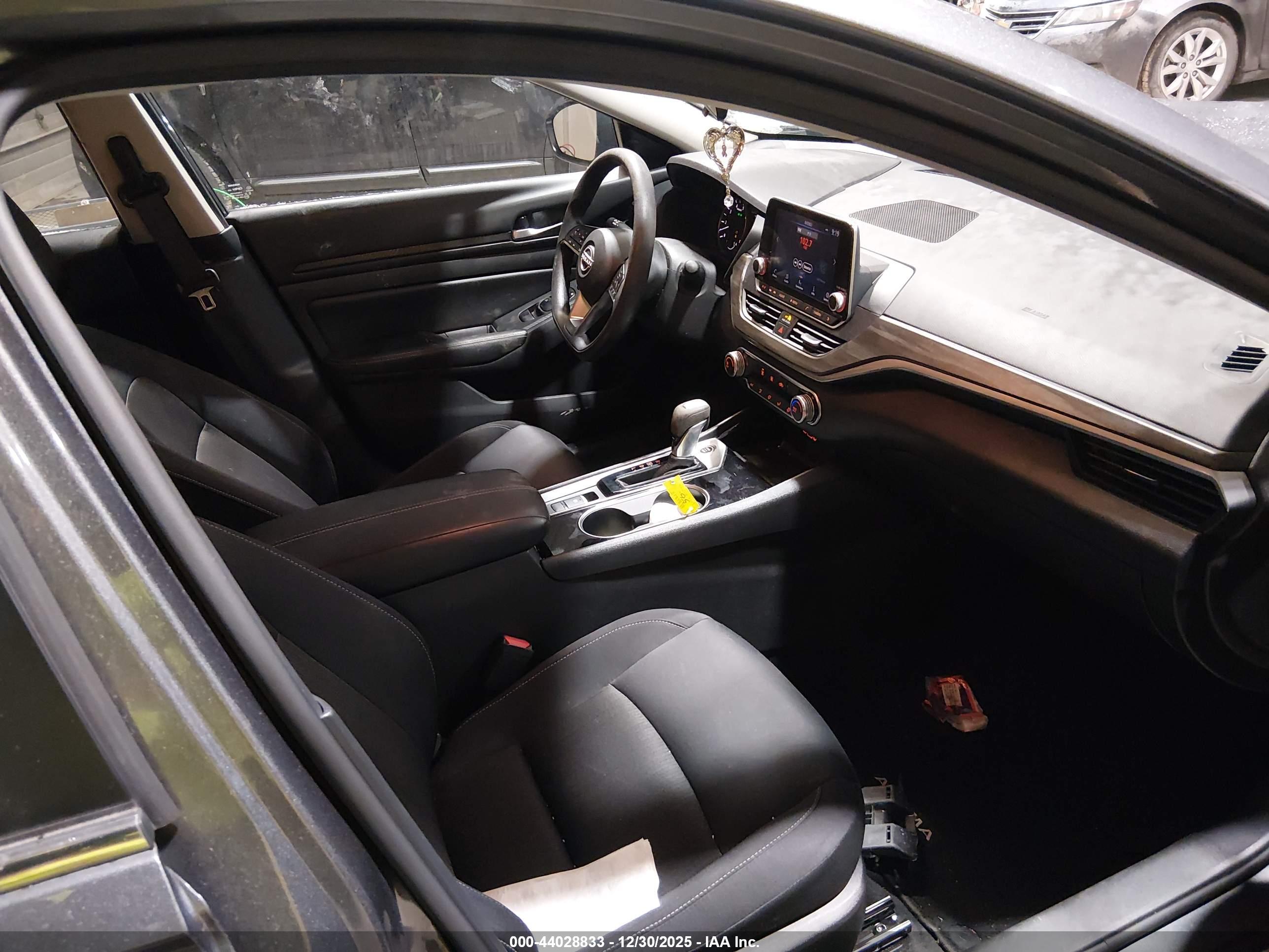 NISSAN ALTIMA image 5