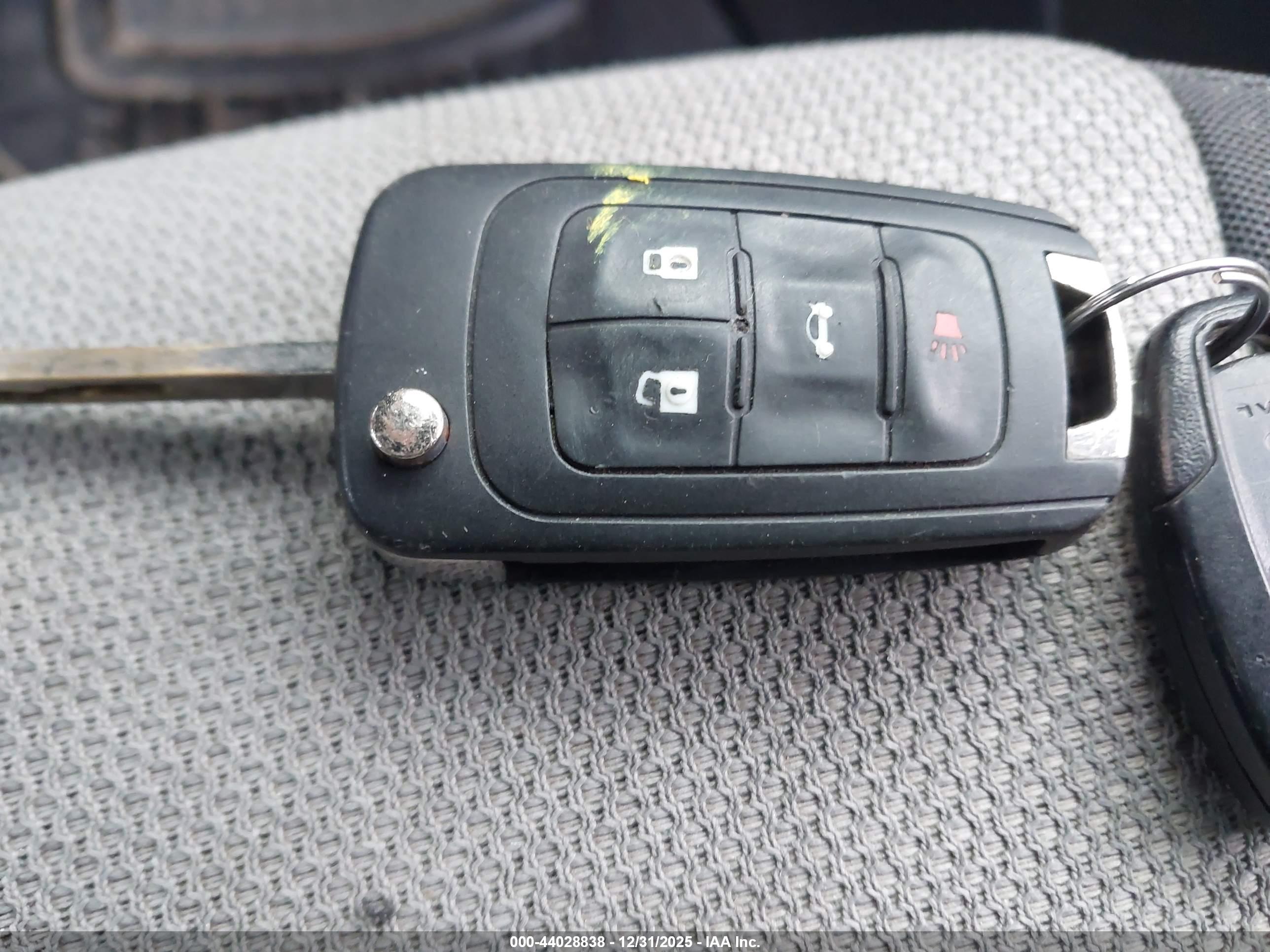 CHEVROLET CRUZE image 11
