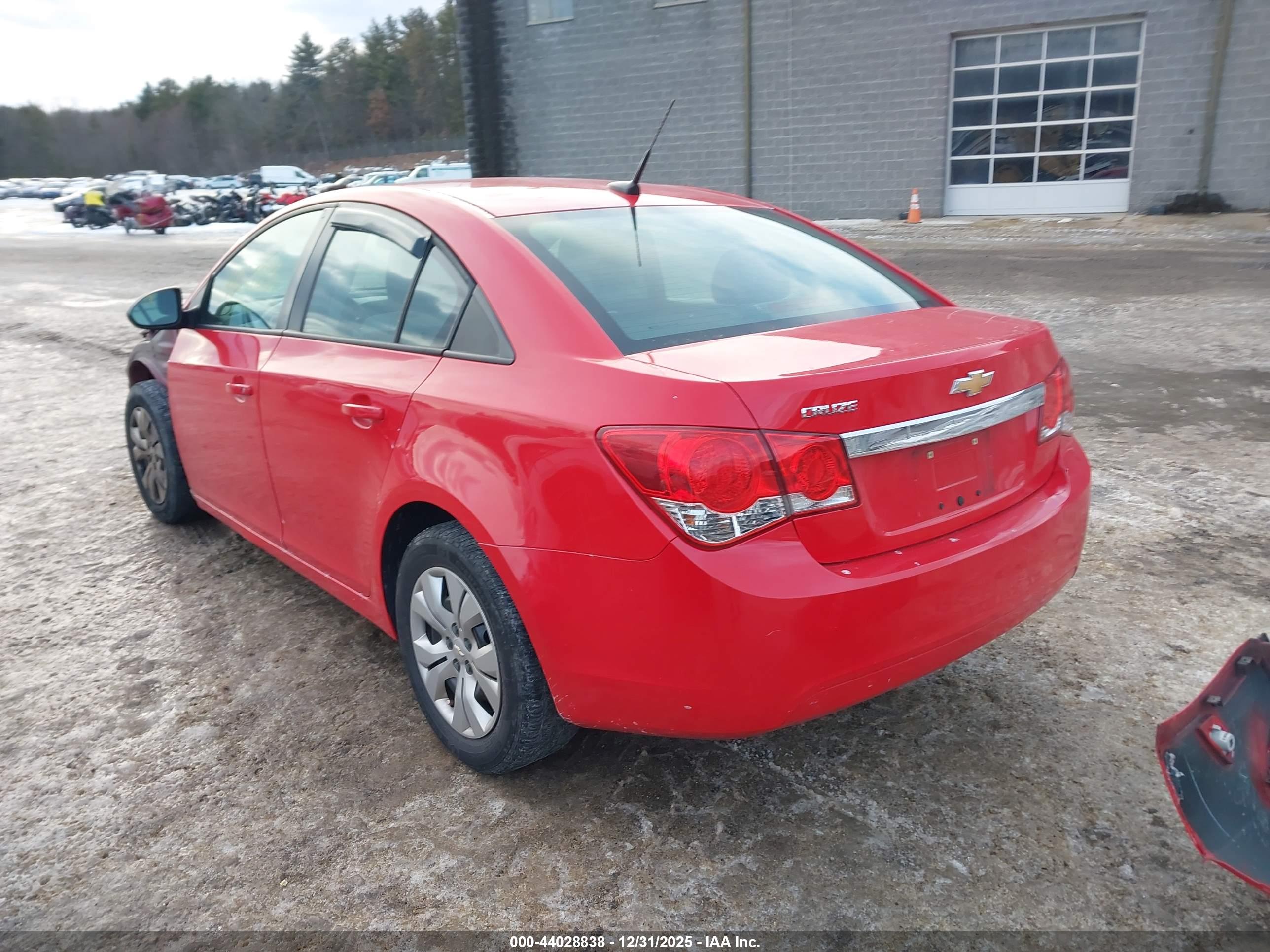 CHEVROLET CRUZE image 3