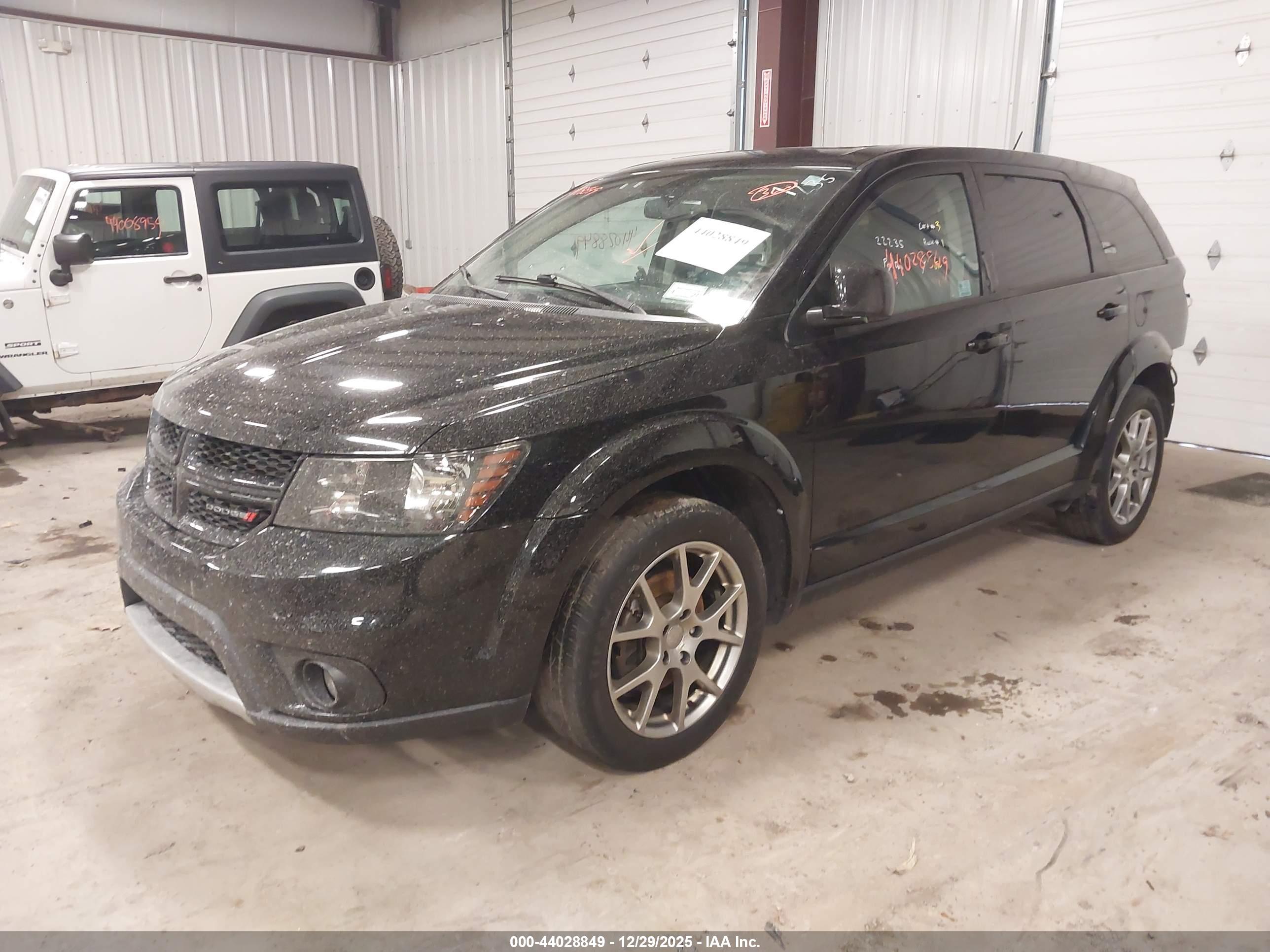 DODGE JOURNEY image 2