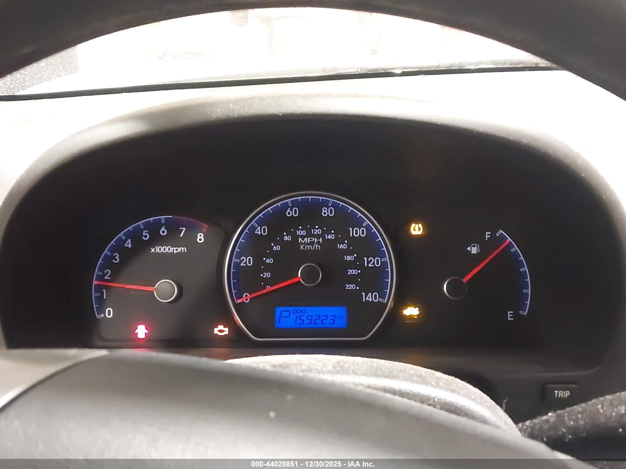 HYUNDAI ELANTRA image 7
