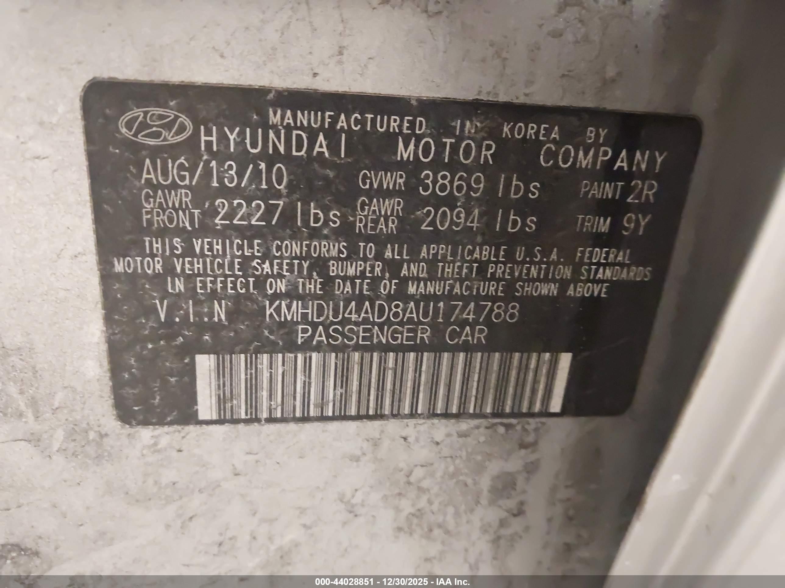 HYUNDAI ELANTRA image 9