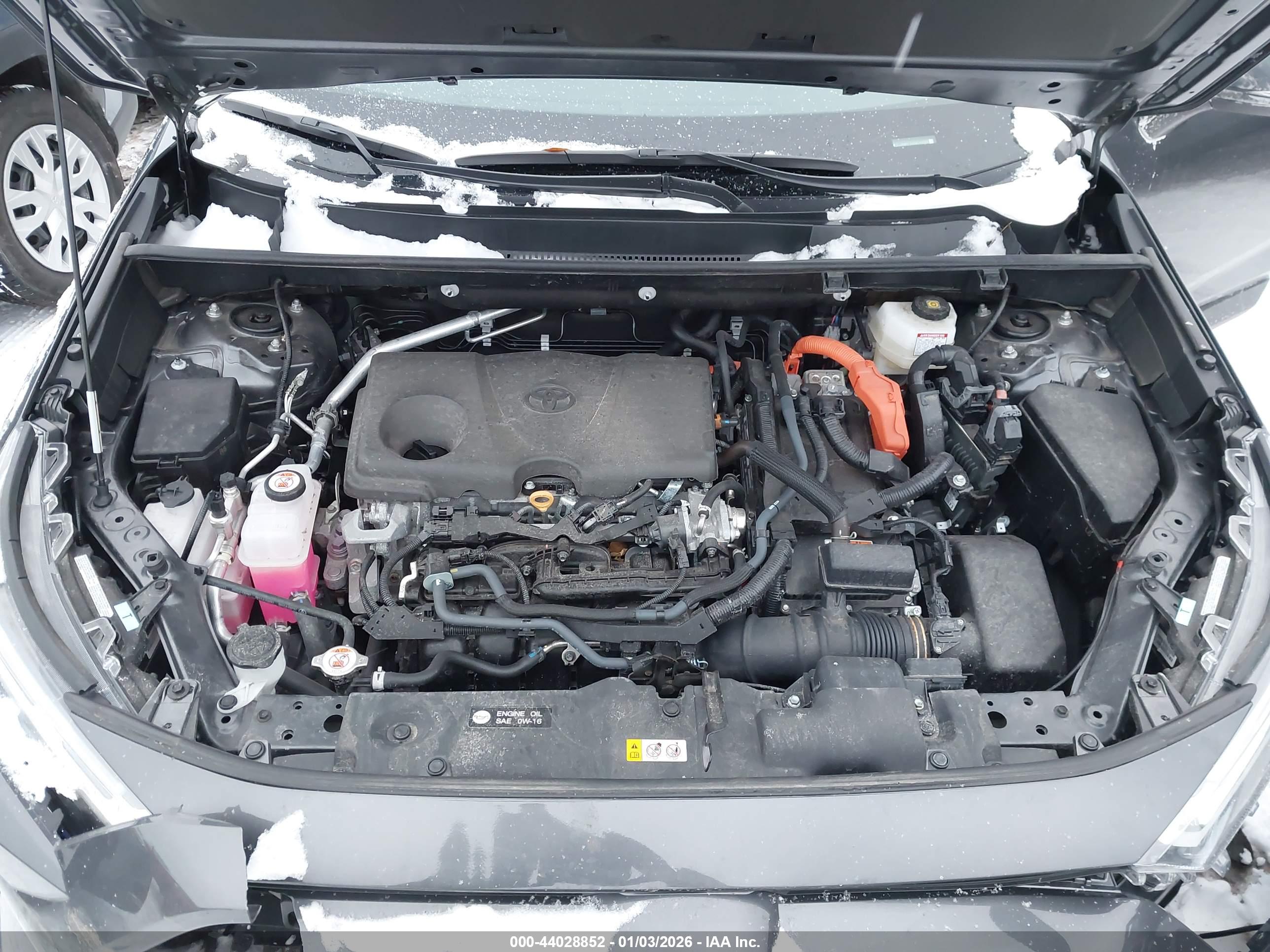 TOYOTA RAV4 image 10