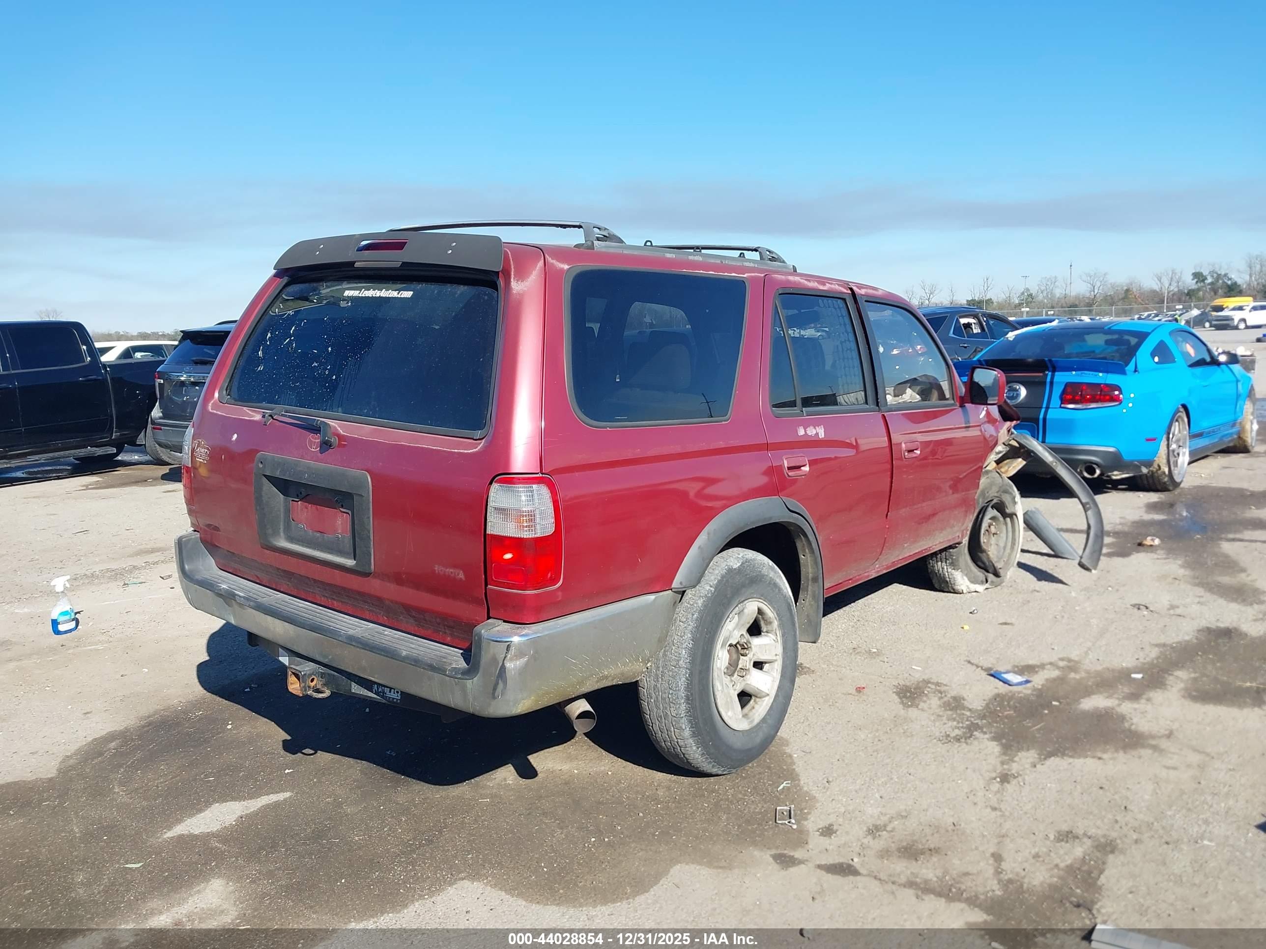 TOYOTA 4RUNNER image 4