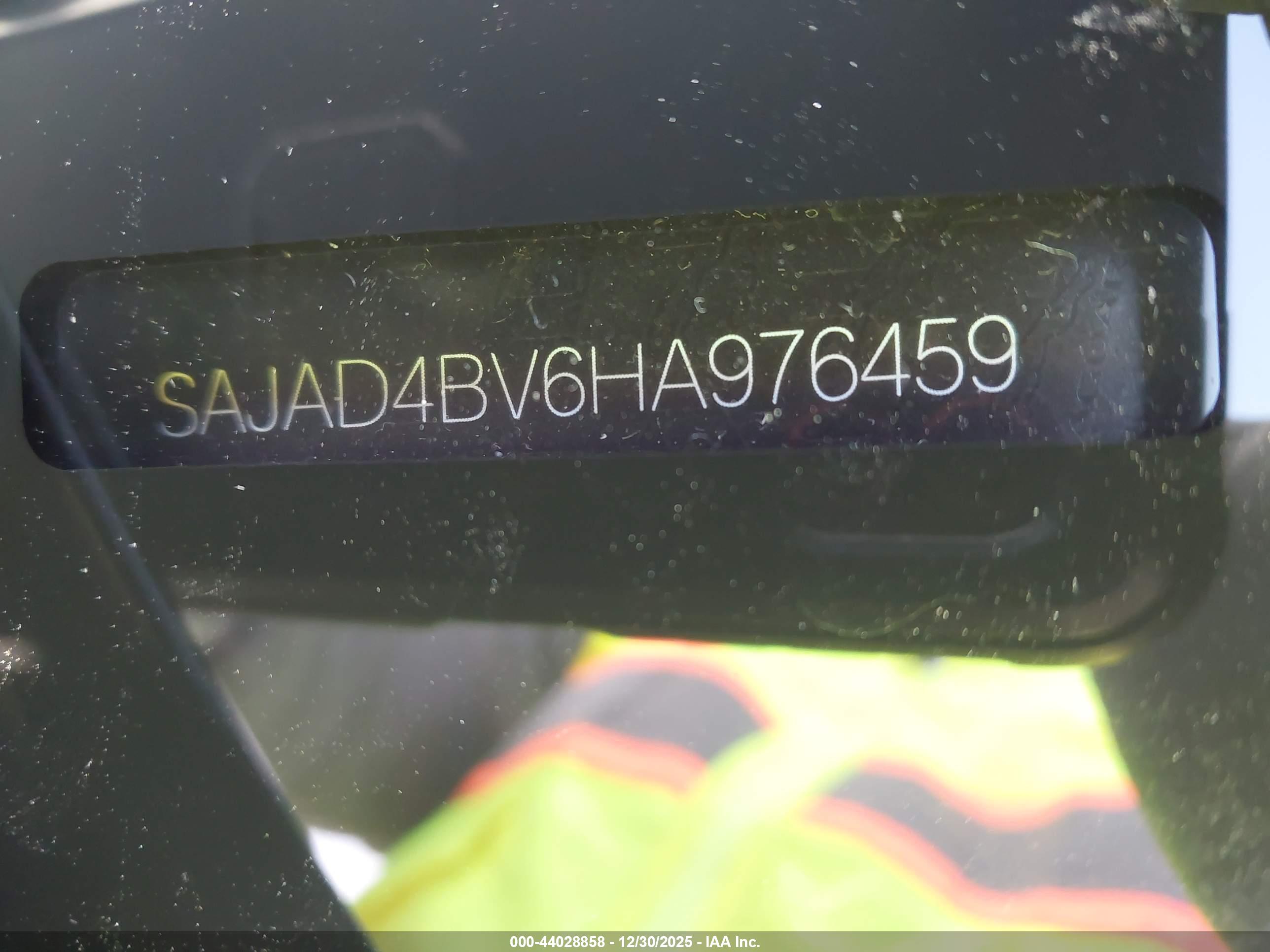 JAGUAR XE image 9