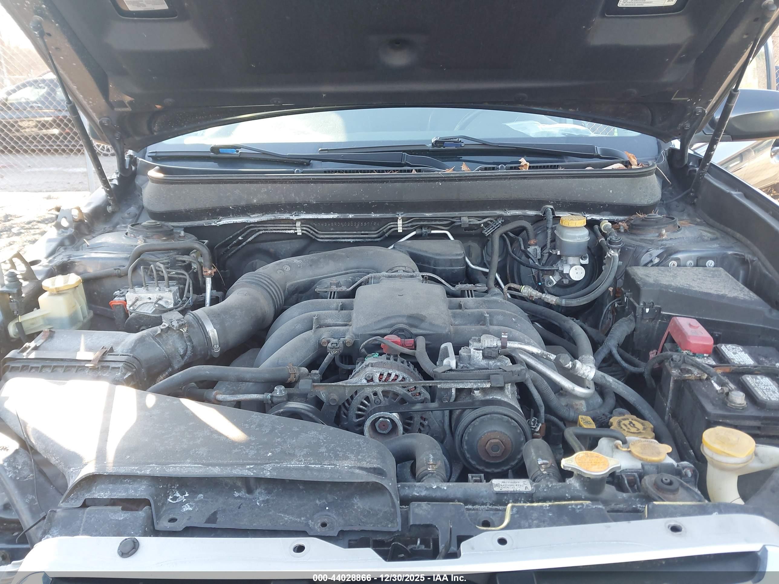 SUBARU OUTBACK image 10