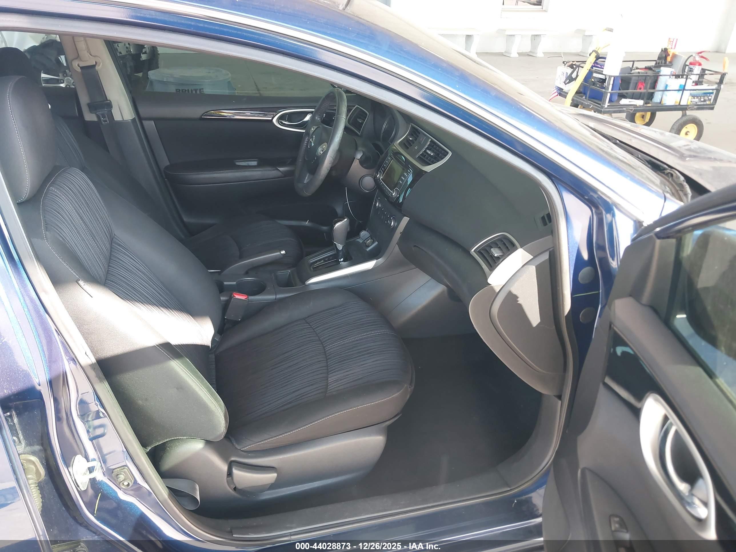 NISSAN SENTRA image 5