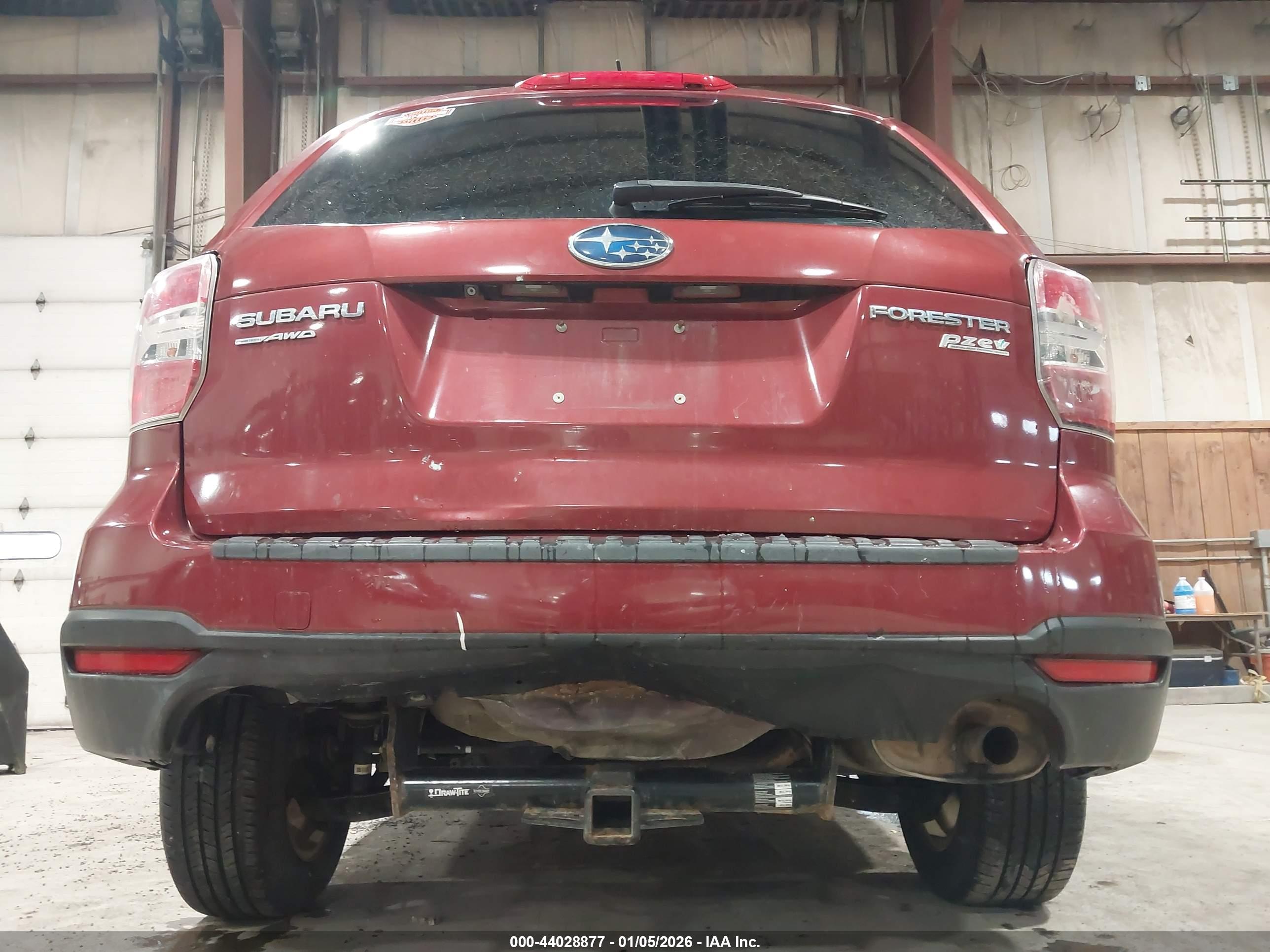 SUBARU FORESTER image 6