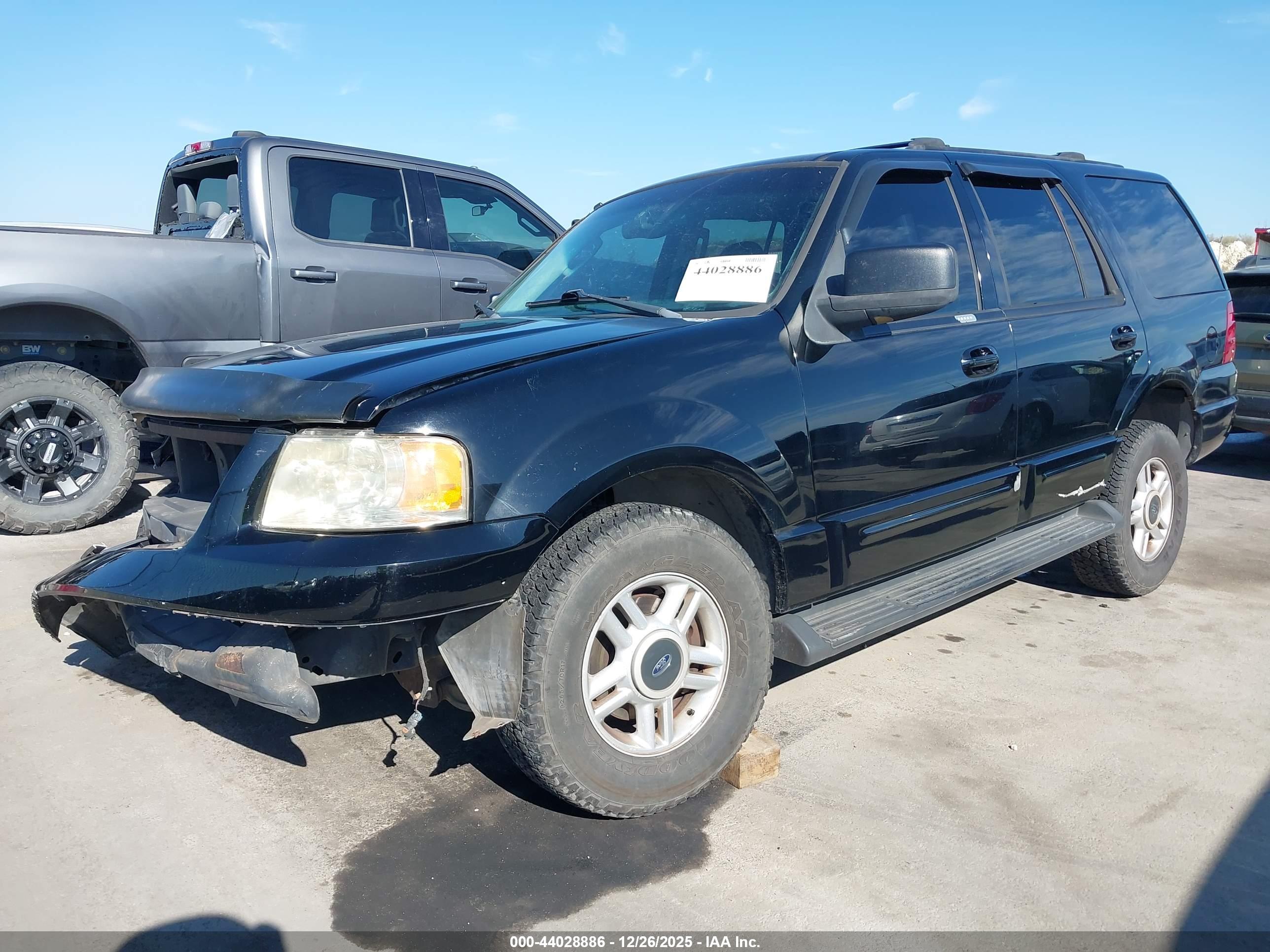 FORD EXPEDITION image 2