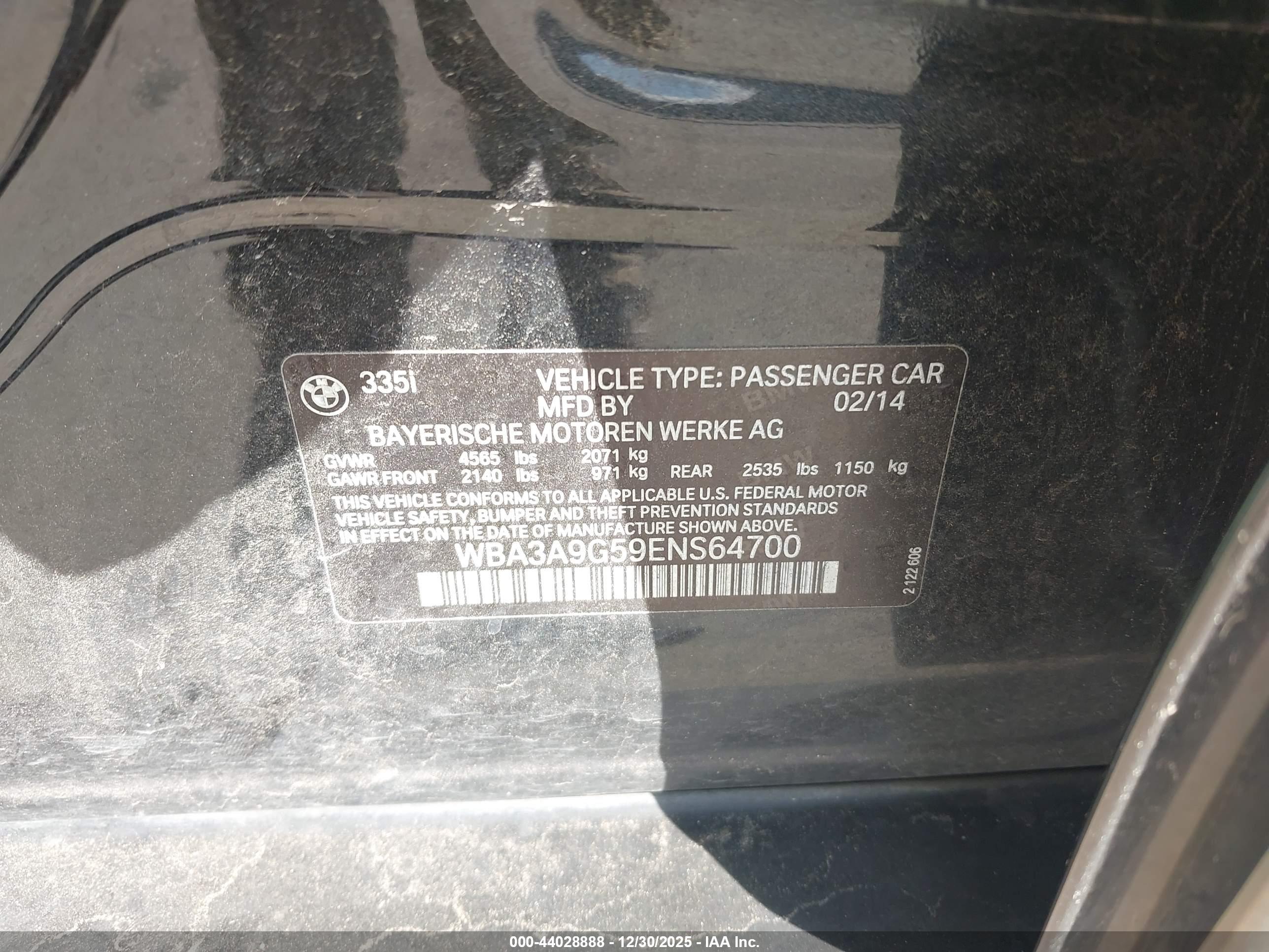 BMW 335I image 9