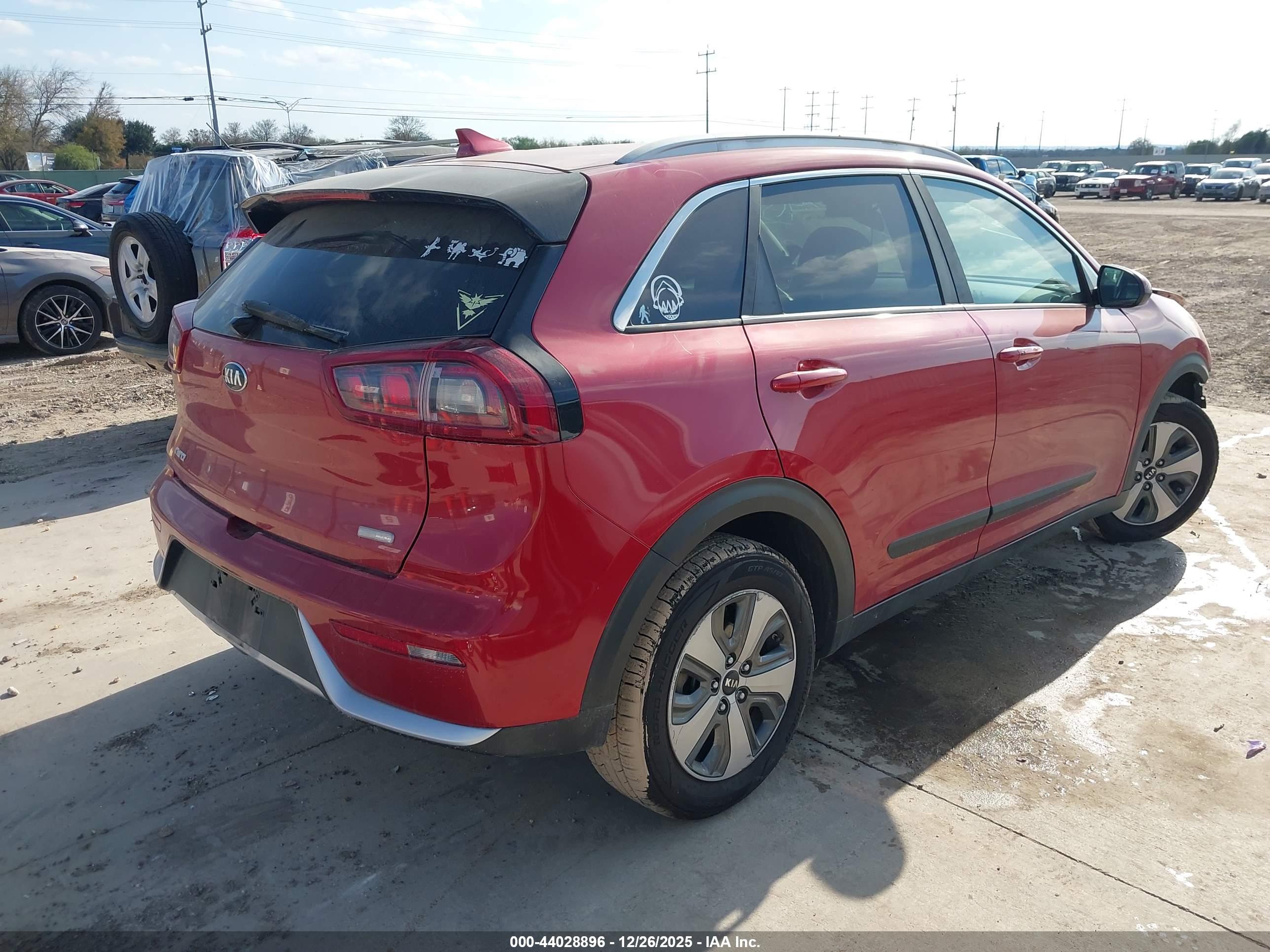 KIA NIRO image 4