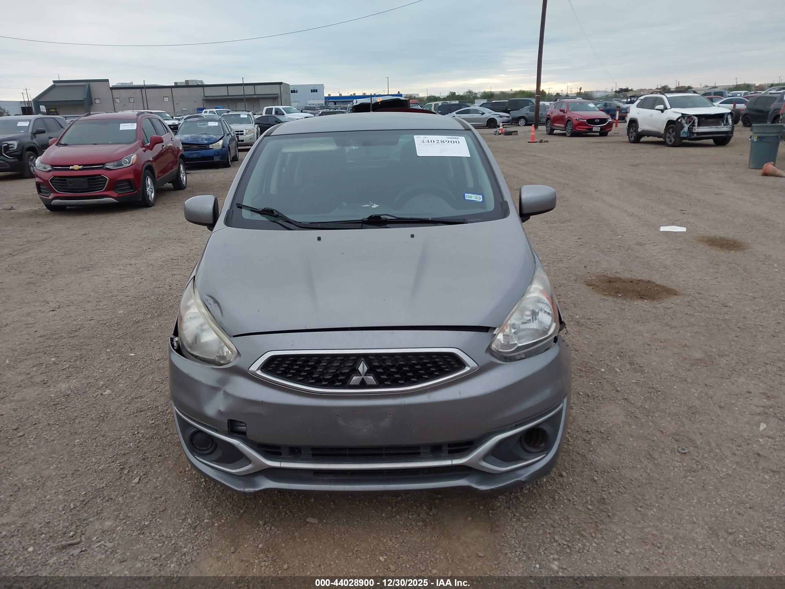 MITSUBISHI MIRAGE image 6