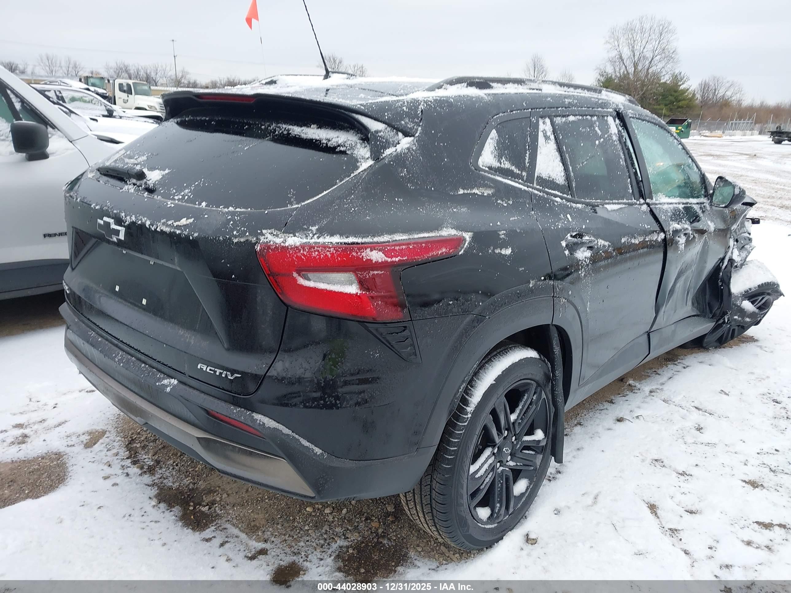 CHEVROLET TRAX image 4