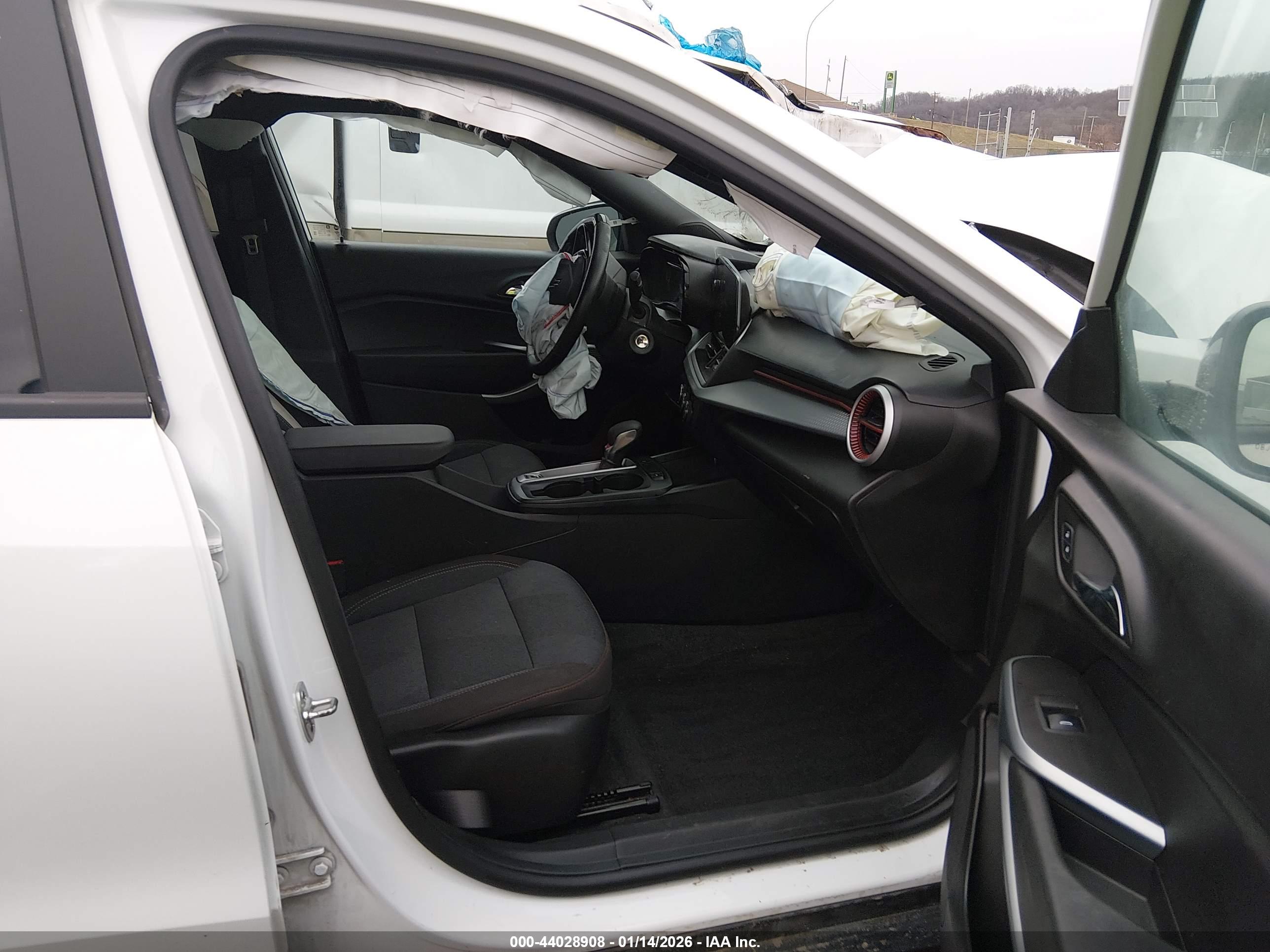 CHEVROLET TRAX image 5