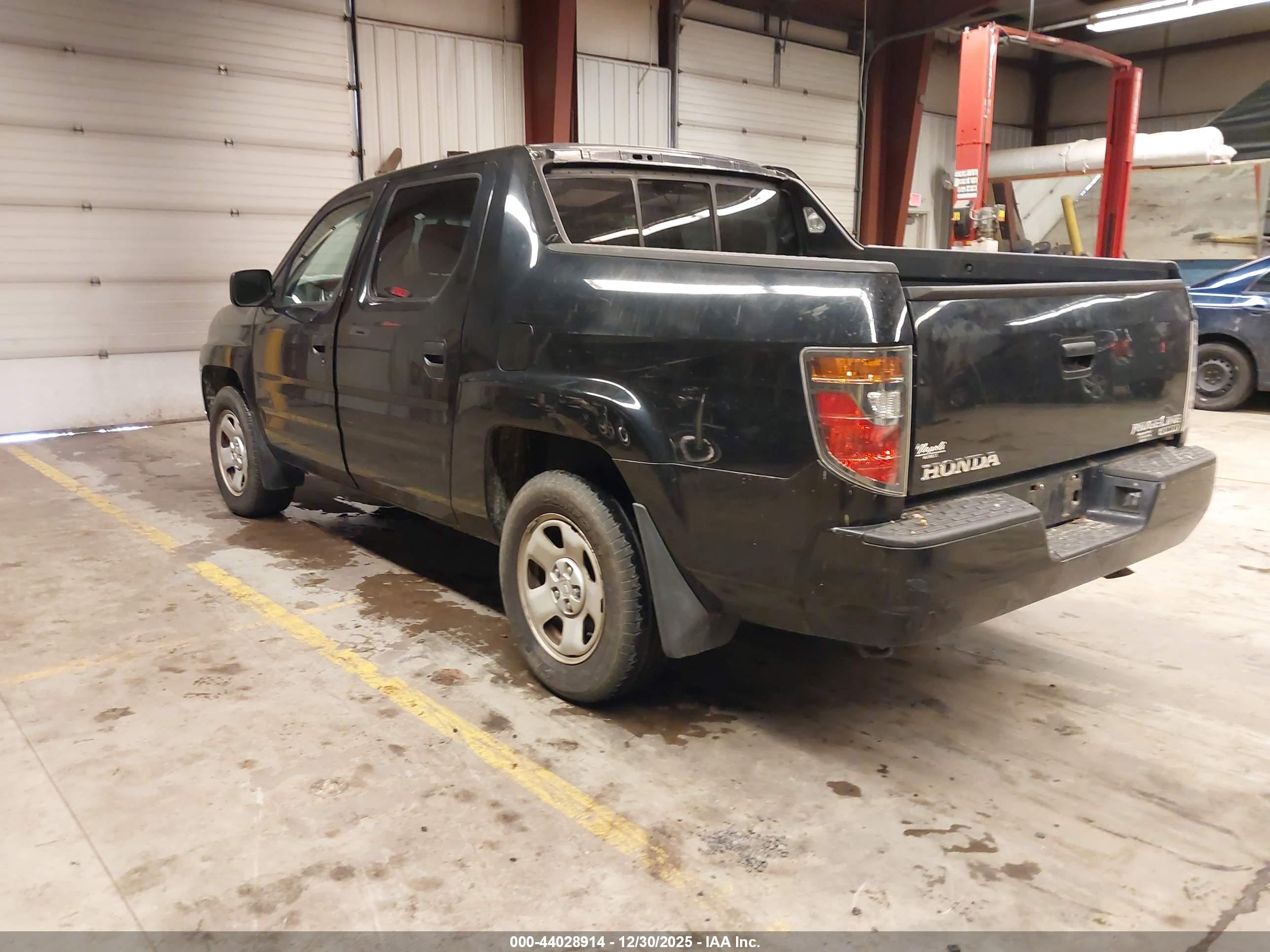 HONDA RIDGELINE image 3