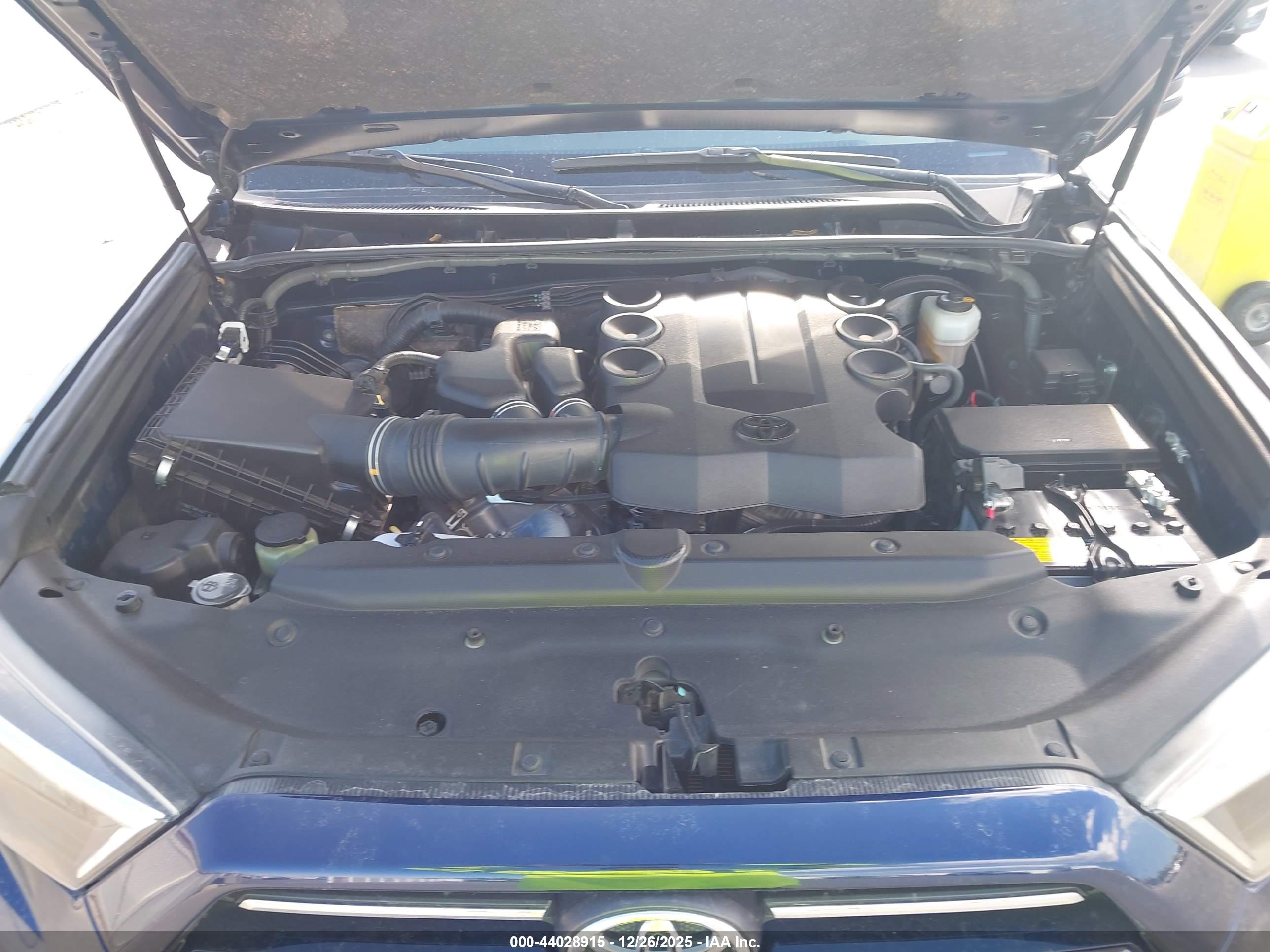 TOYOTA 4RUNNER image 10