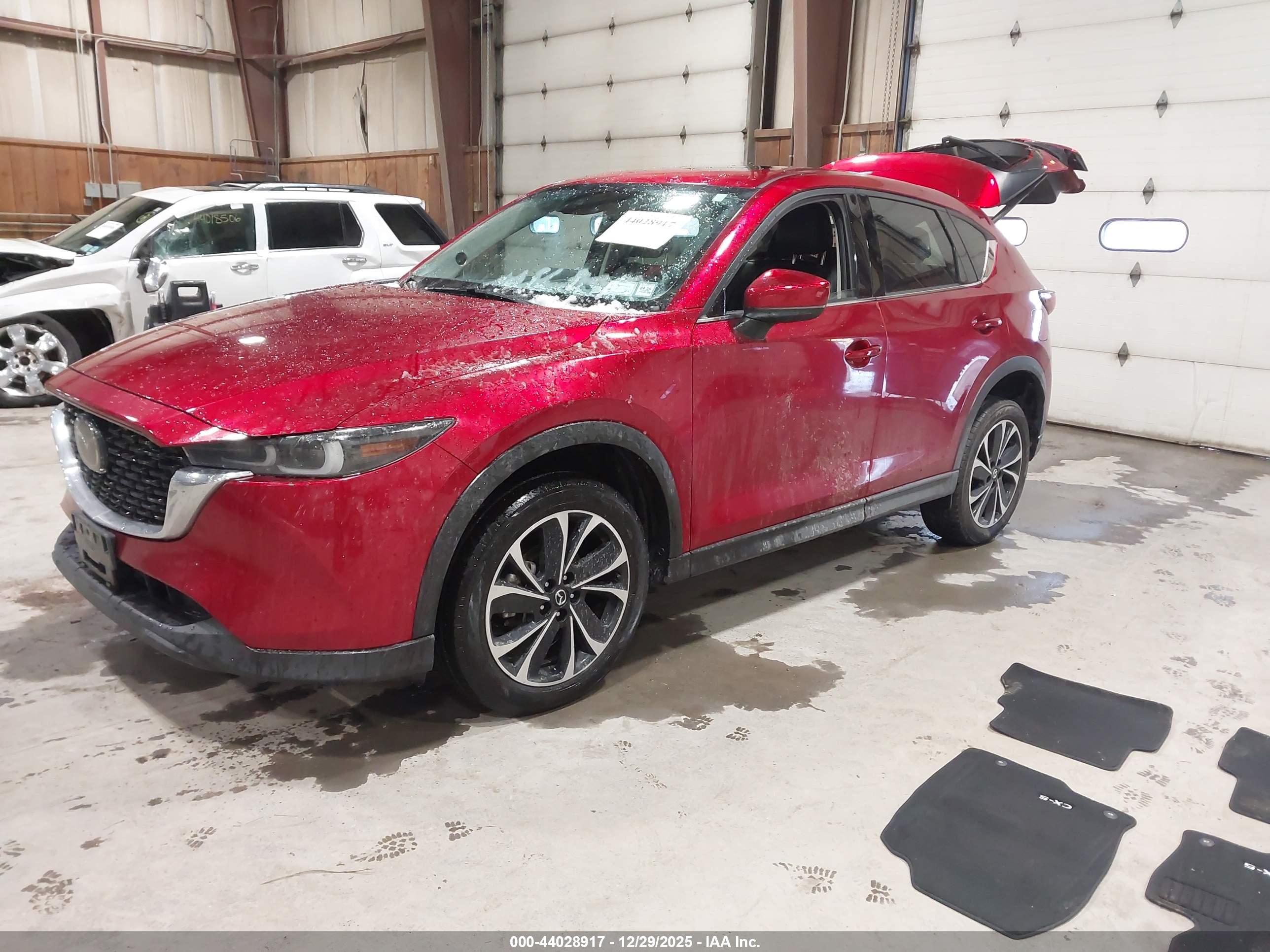 MAZDA CX-5 image 2