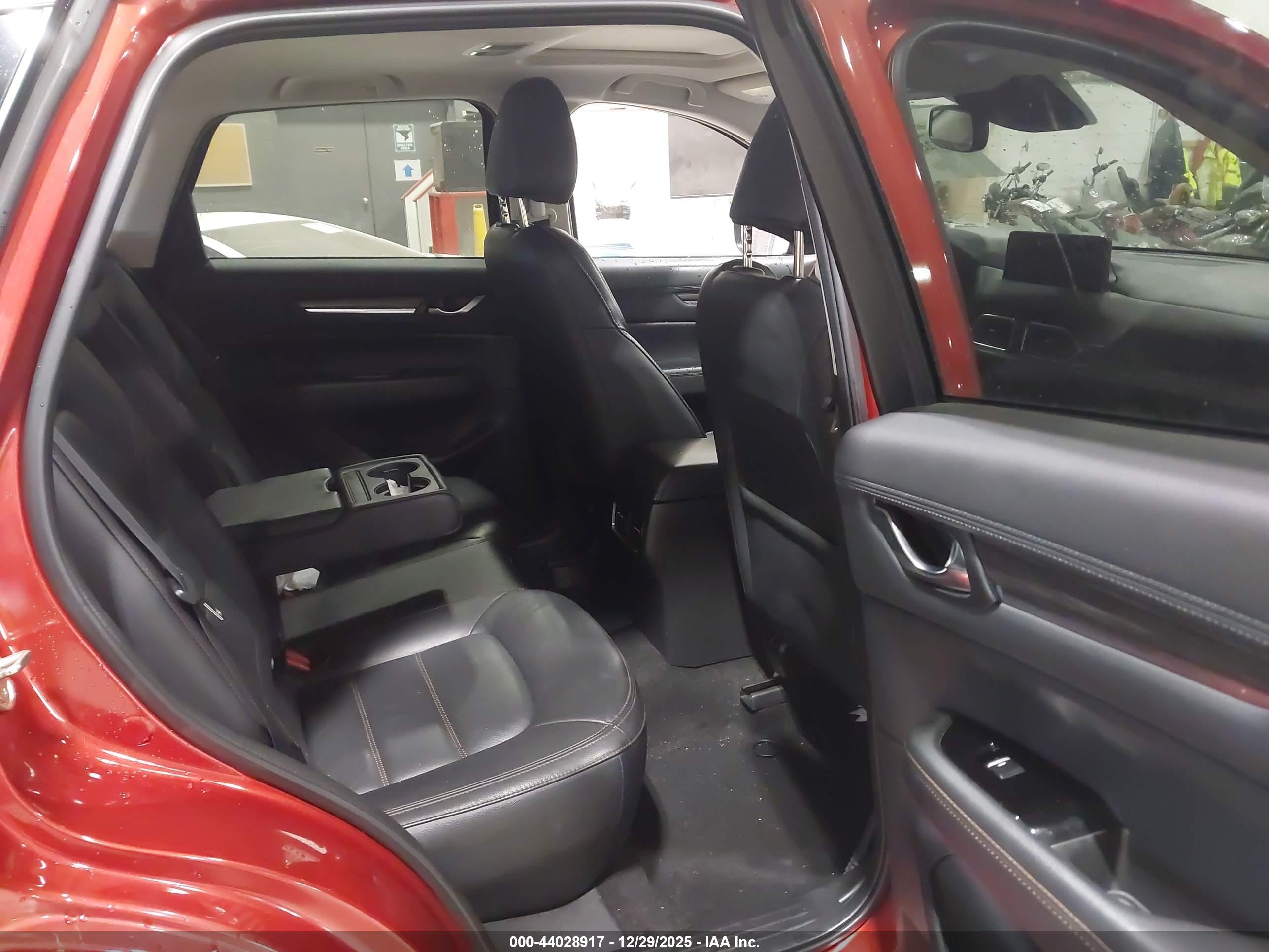 MAZDA CX-5 image 8