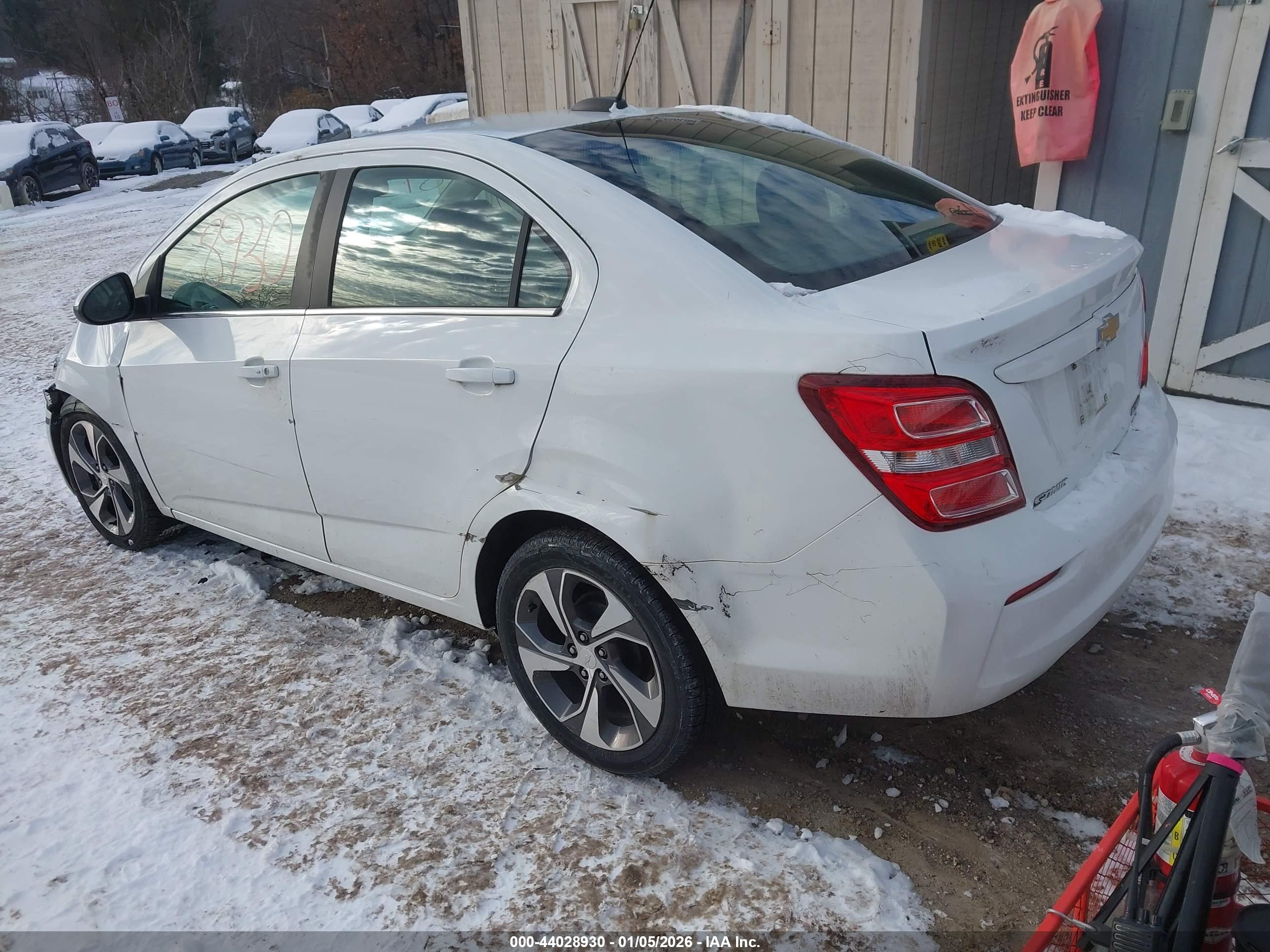 CHEVROLET SONIC image 3