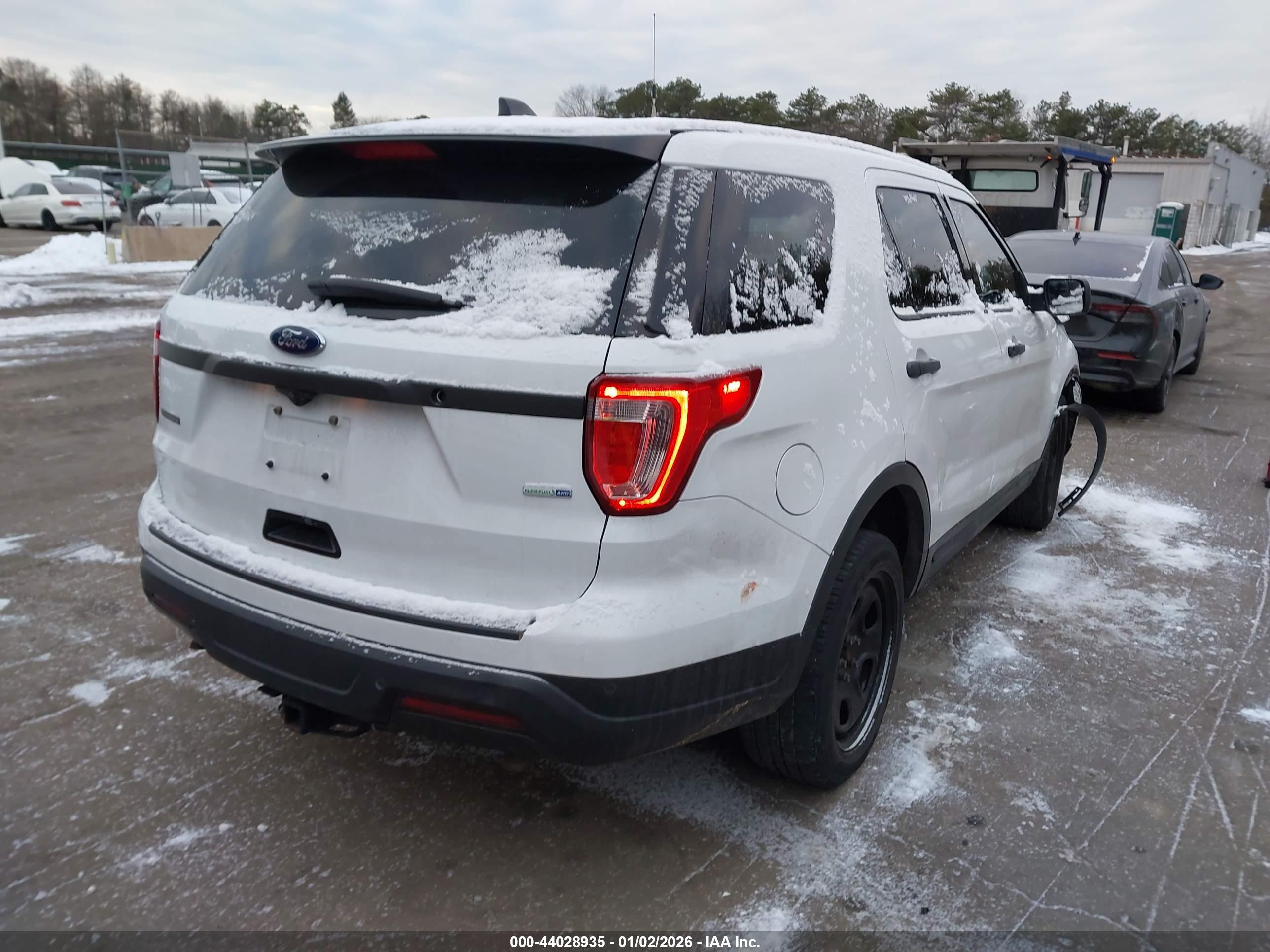 FORD POLICE image 4