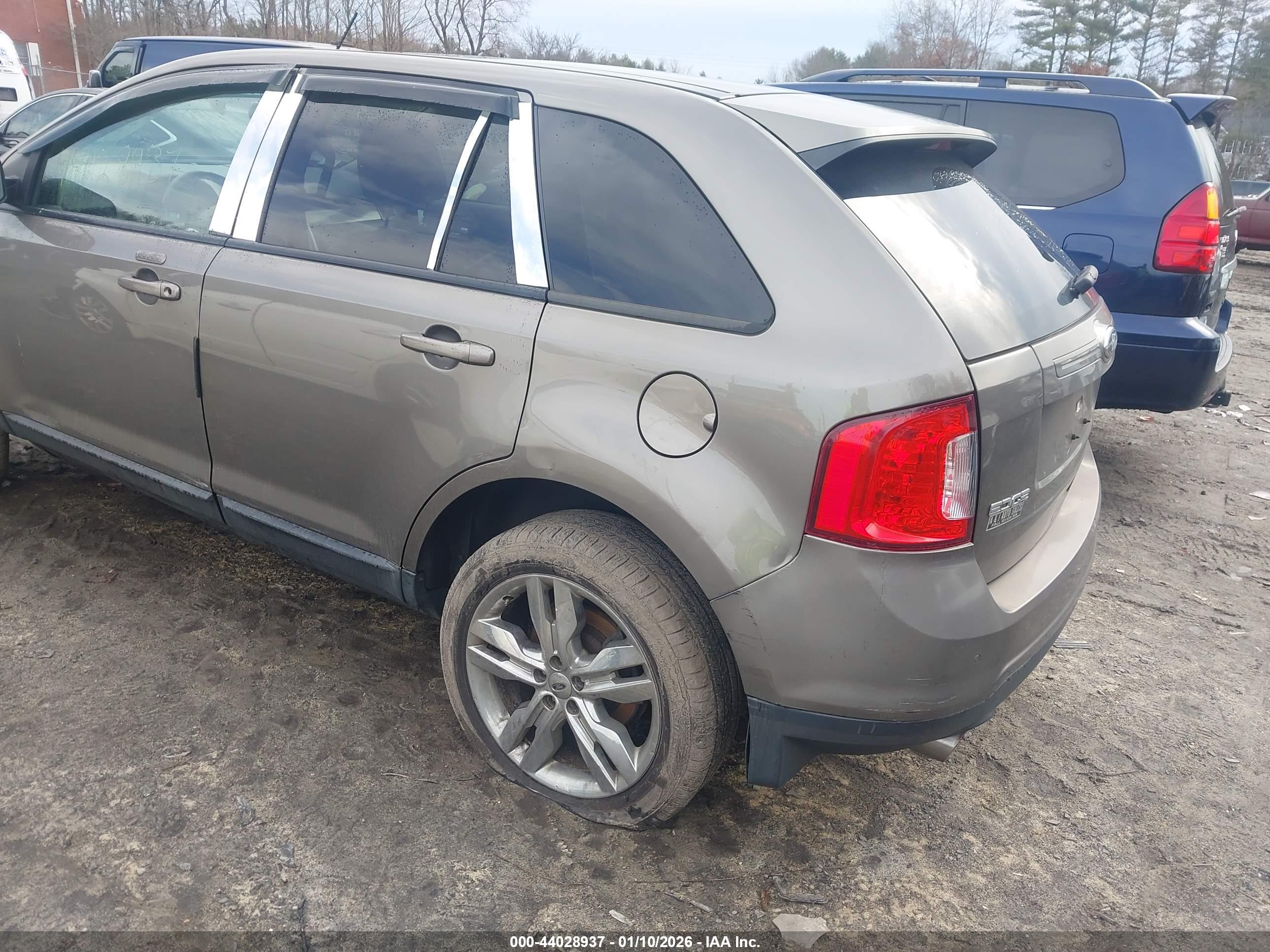 FORD EDGE image 3