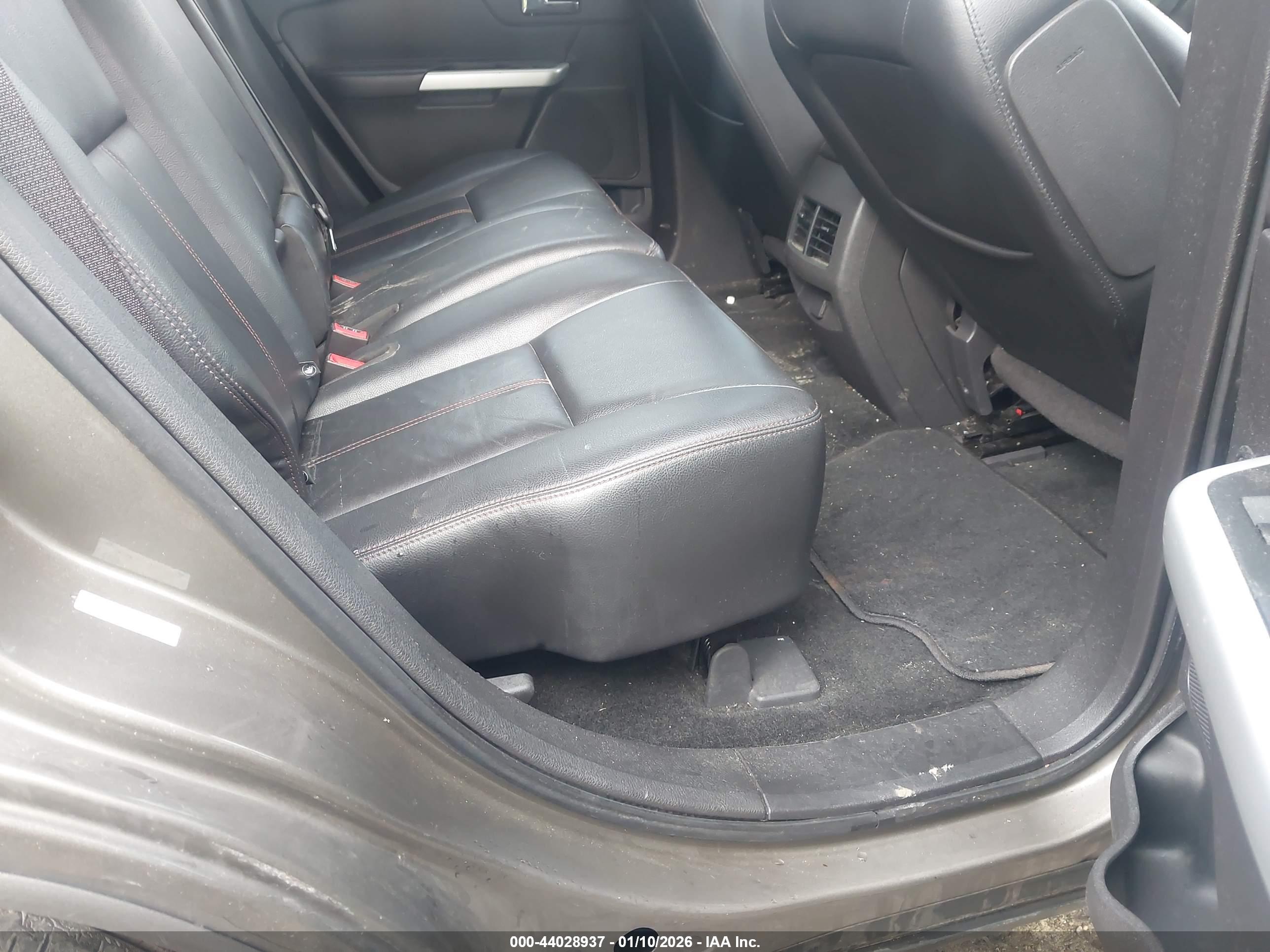 FORD EDGE image 8