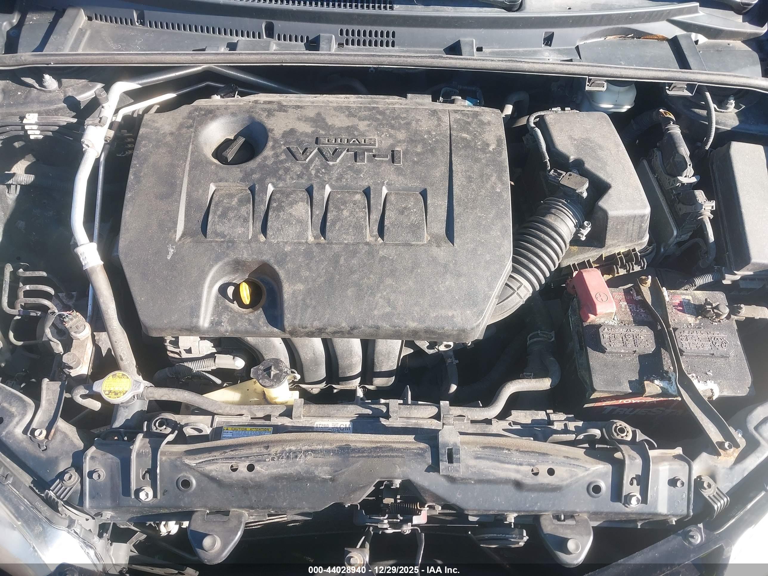 TOYOTA COROLLA image 10
