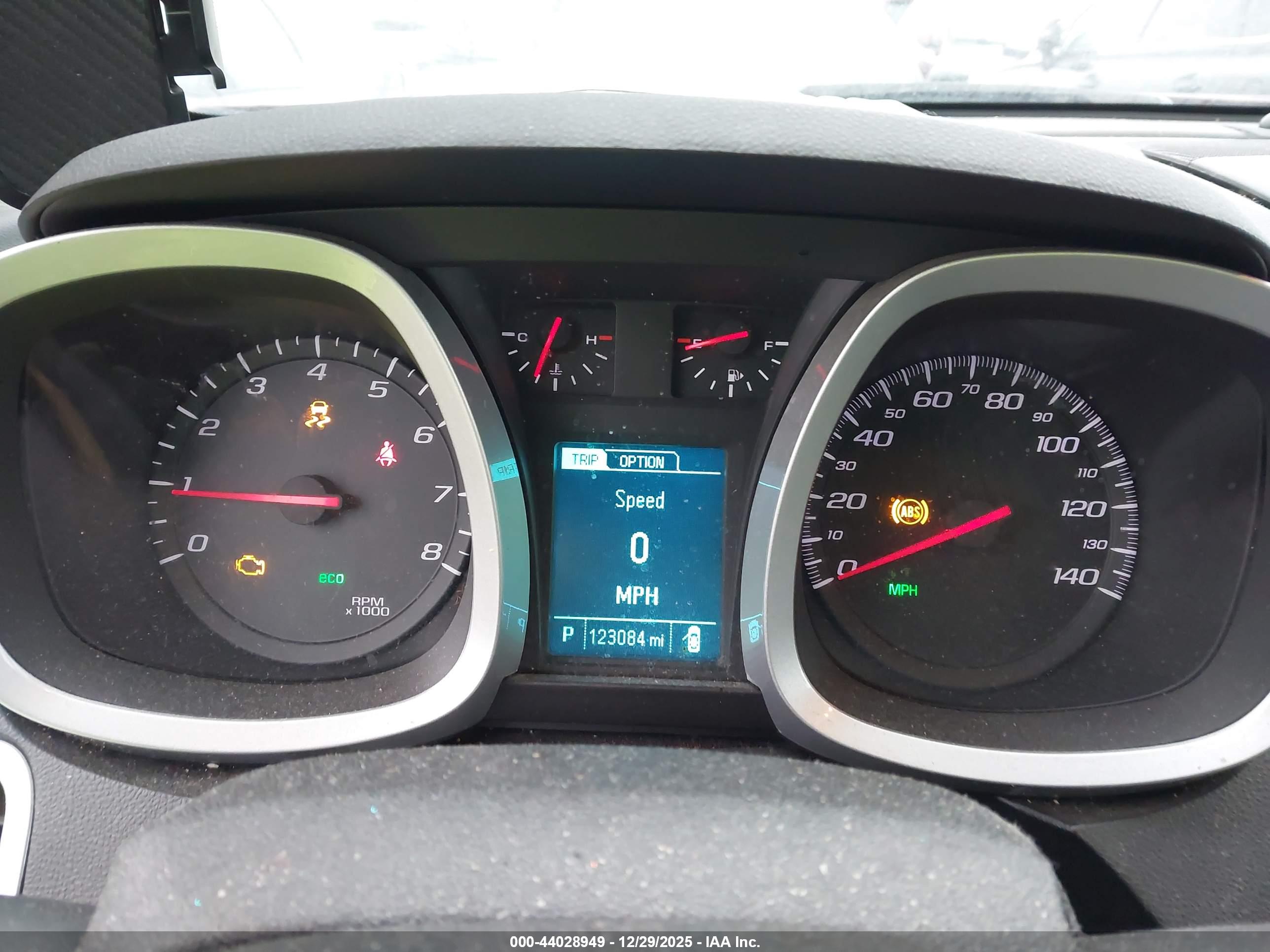 CHEVROLET EQUINOX image 7