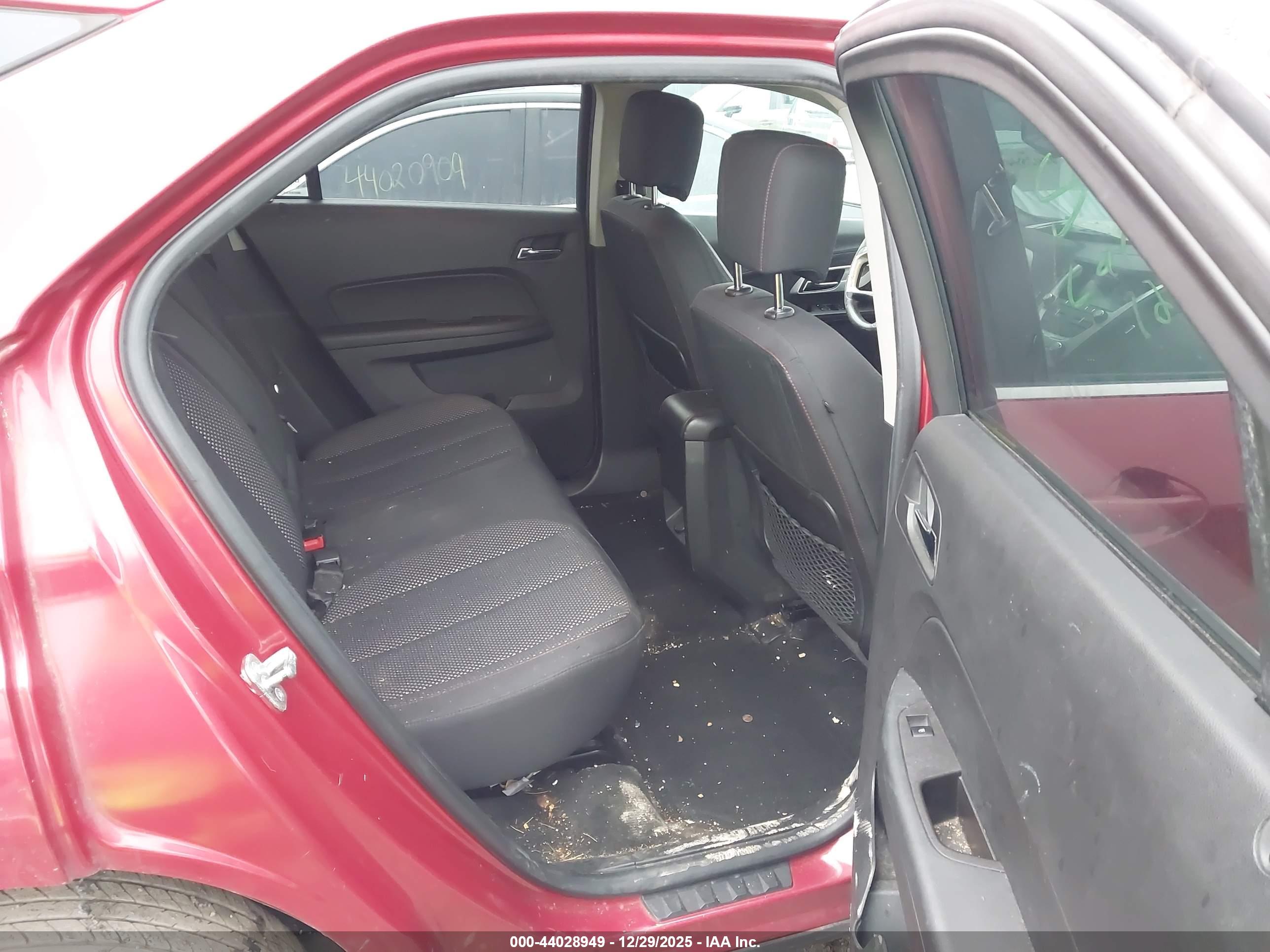 CHEVROLET EQUINOX image 8