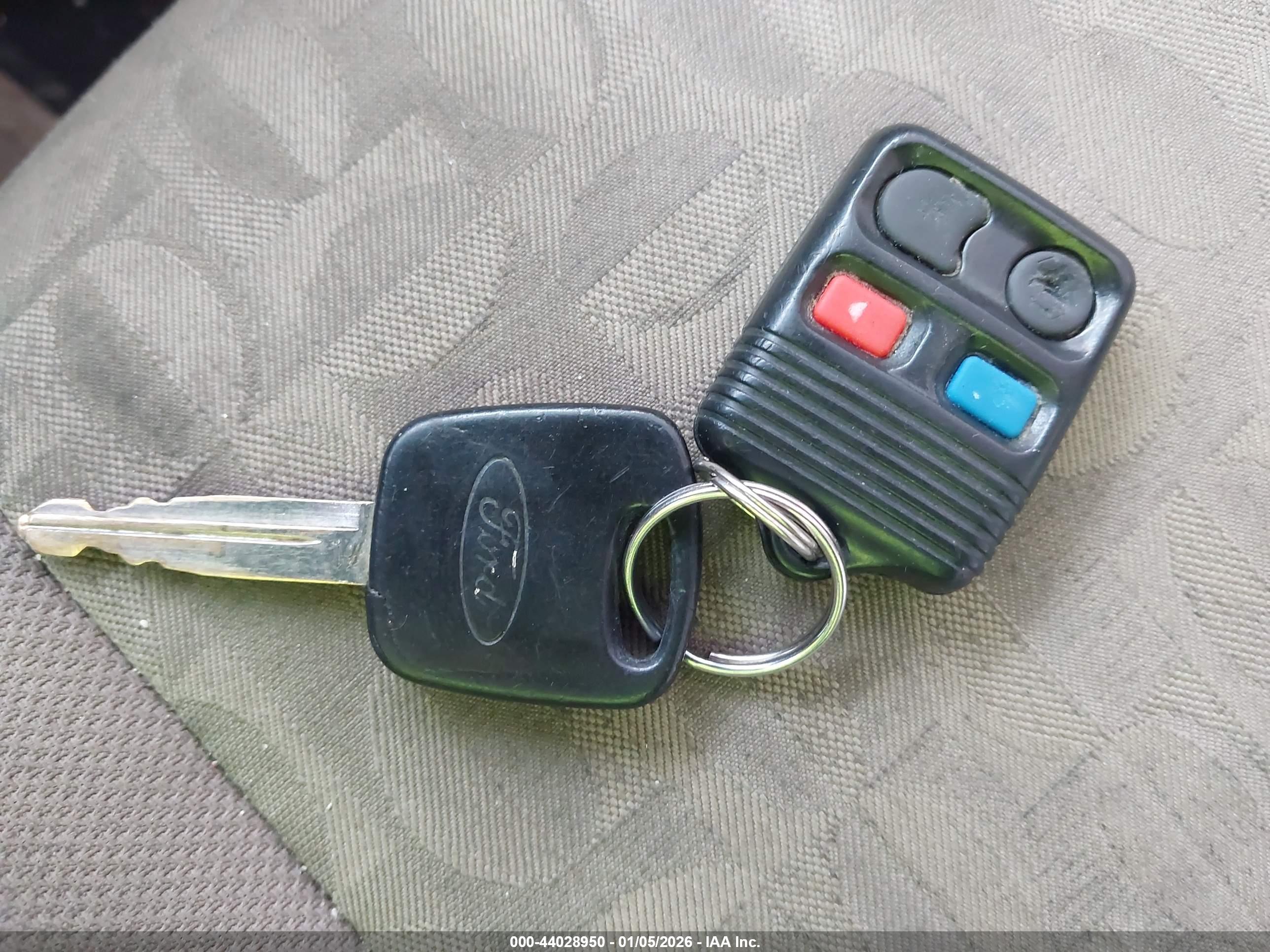 FORD FOCUS image 11