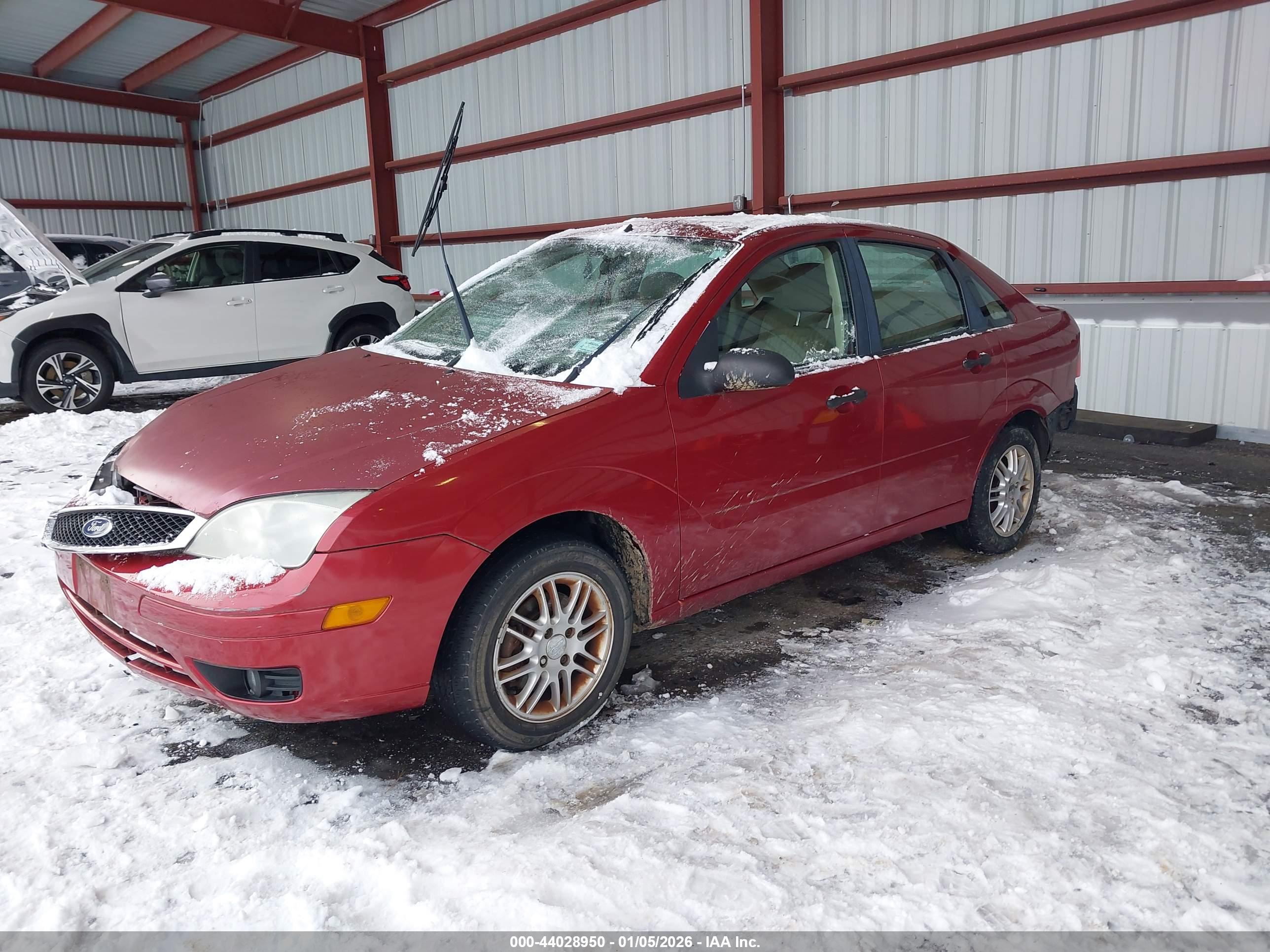 FORD FOCUS image 2