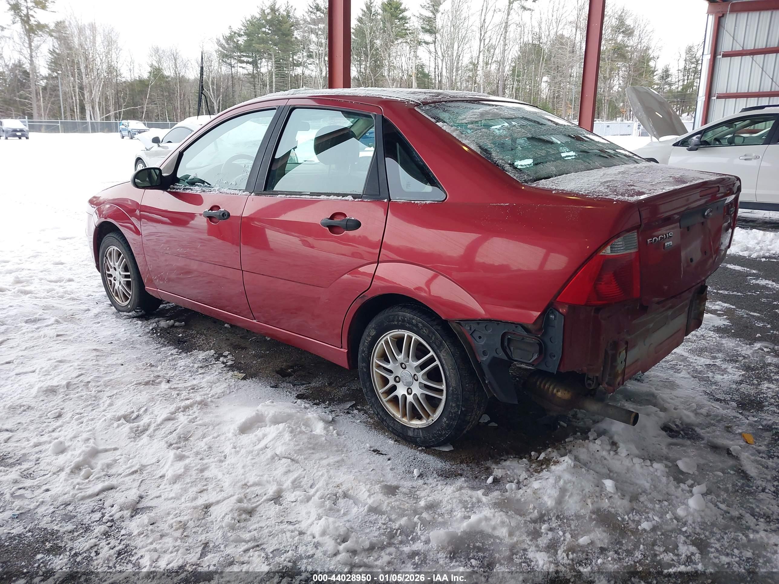 FORD FOCUS image 3