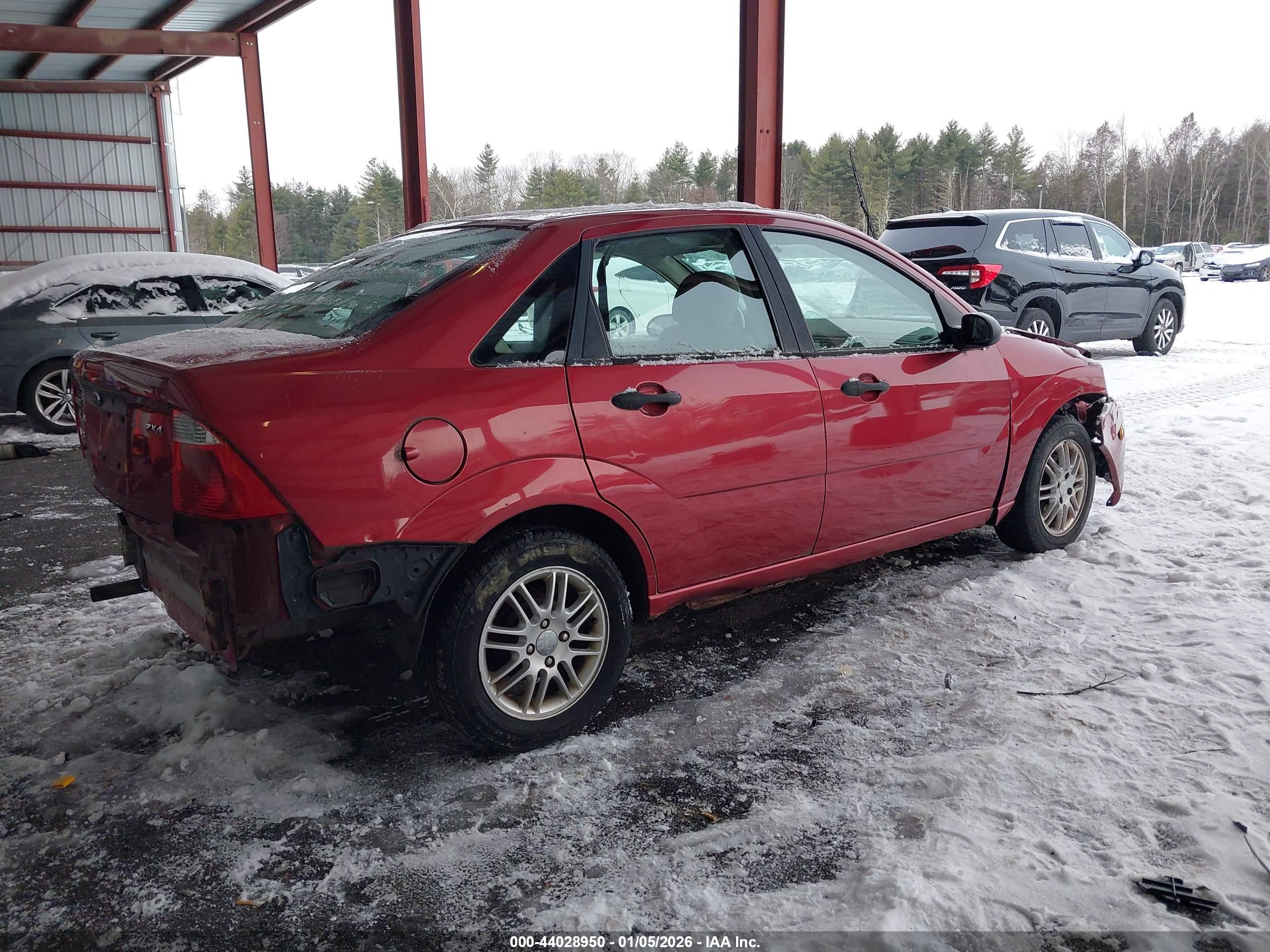FORD FOCUS image 4