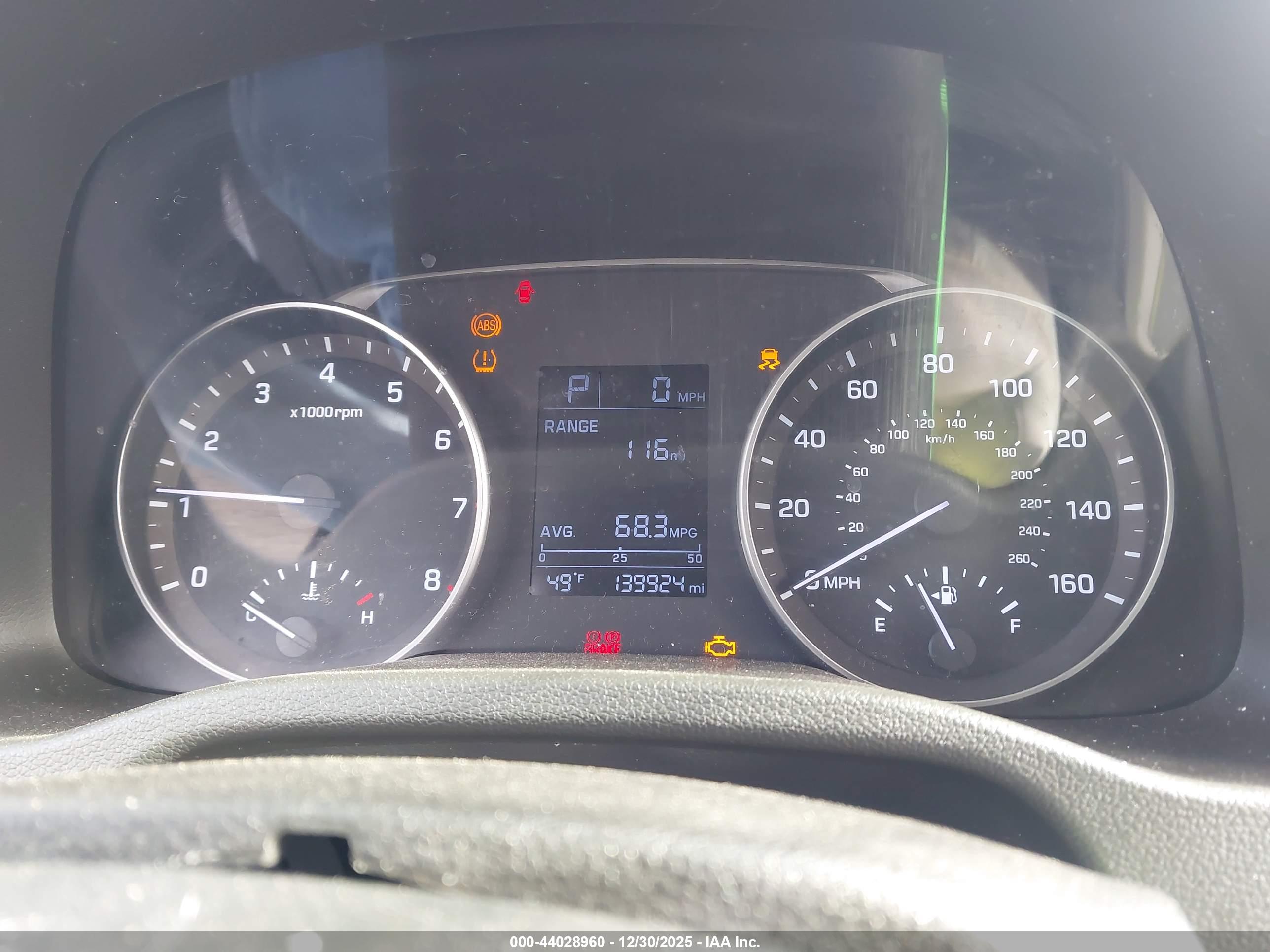 HYUNDAI ELANTRA image 7