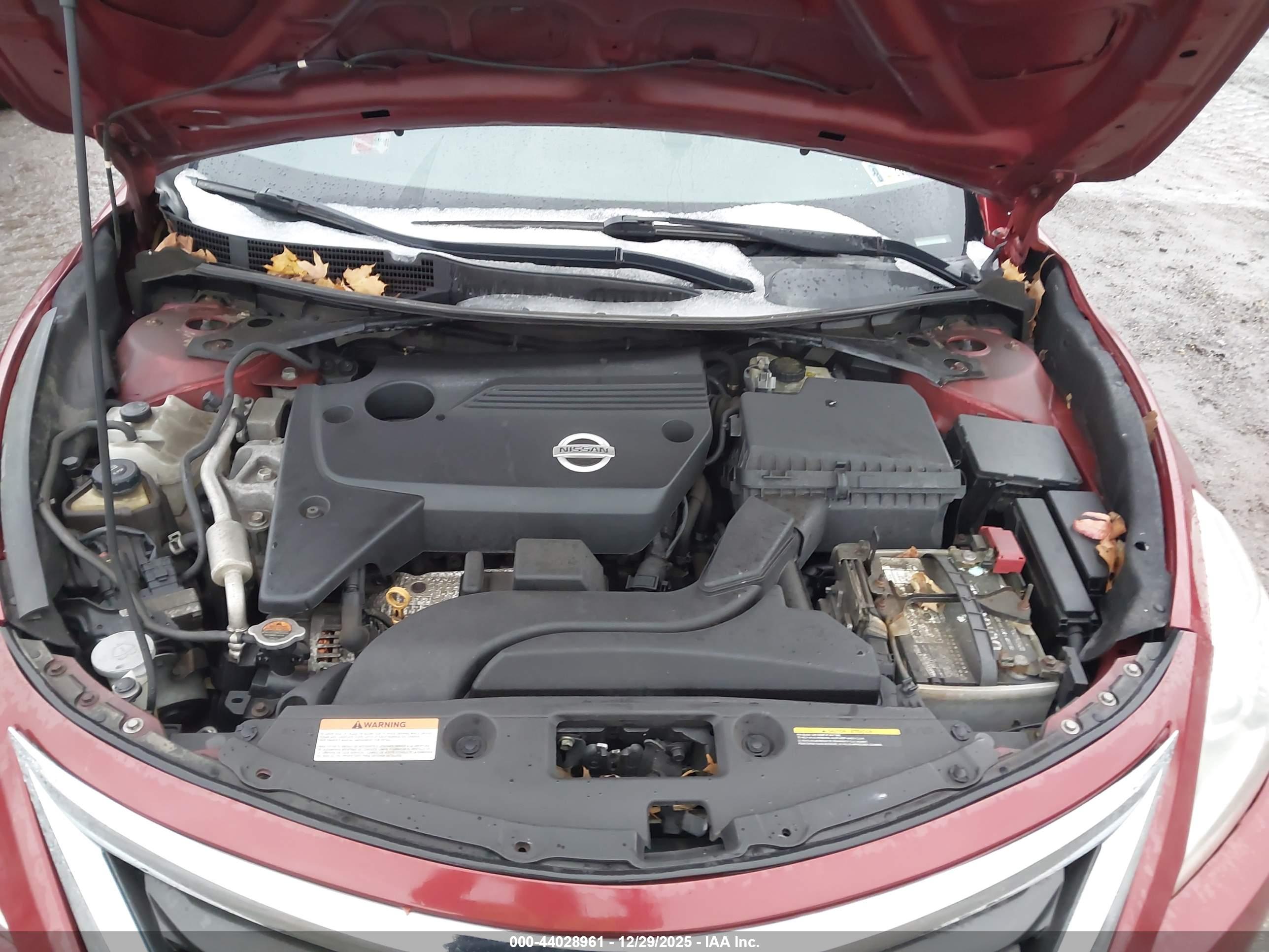 NISSAN ALTIMA image 10